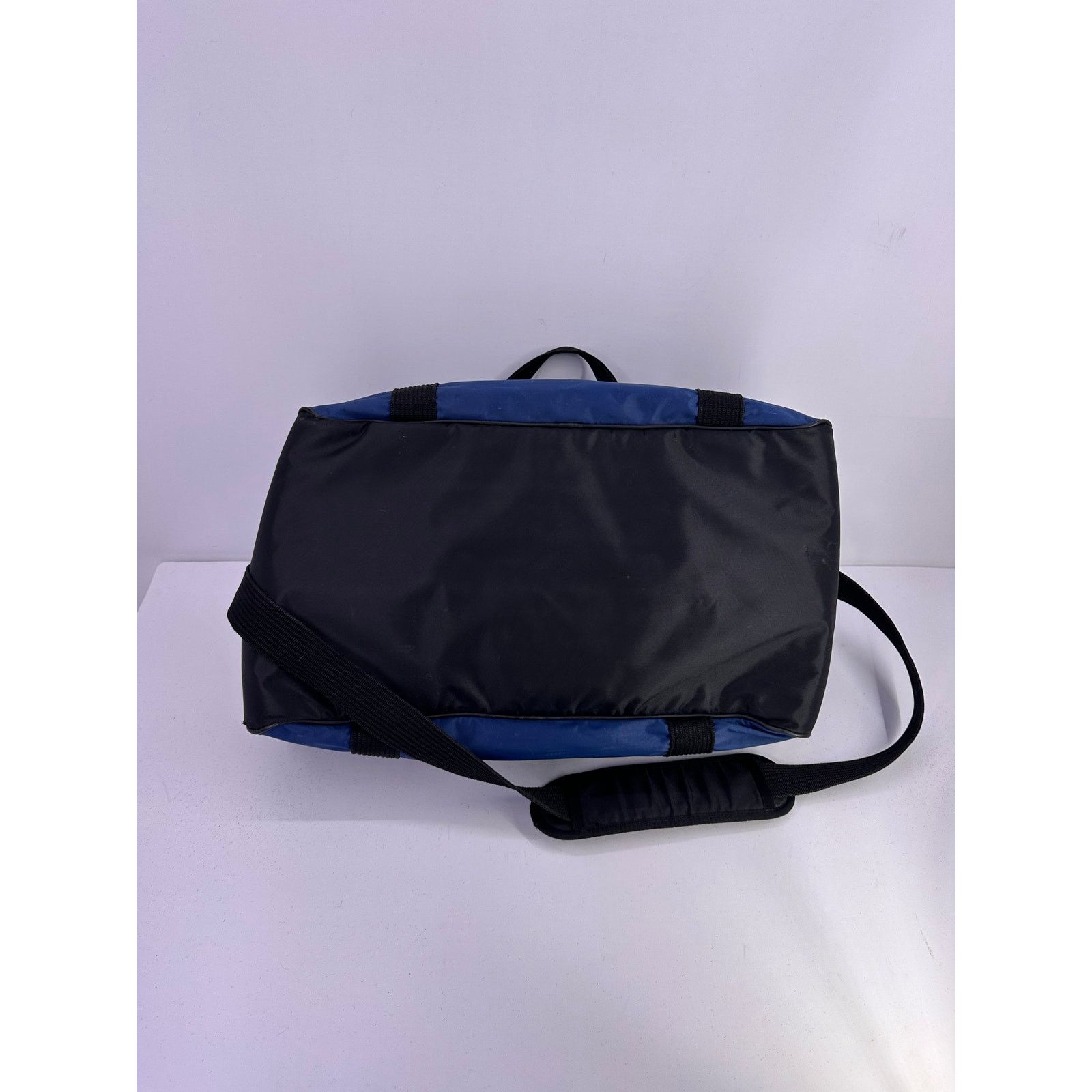 Nike Vintage 94-98 Nike Duffel Bag Dark Blue Black Accents Size ONE SIZE - 12 Thumbnail