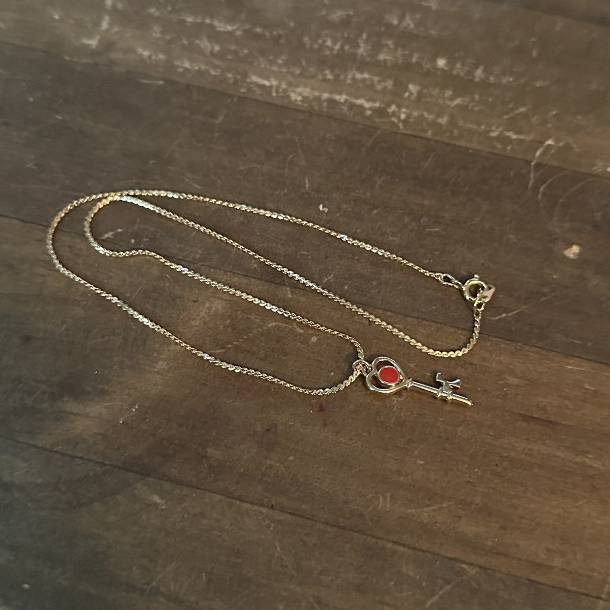 Vintage Vintage gold tone skeleton heart key pendant necklace Size ONE SIZE - 2 Thumbnail
