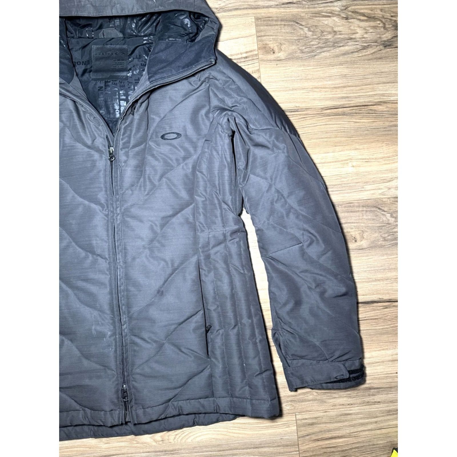 Oakley Oakley Recco Ski Snowboard Jacket Coat Hooded Women’s M Medium Duck Down Gray Size M / US 6-8 / IT 42-44 - 2 Thumbnail