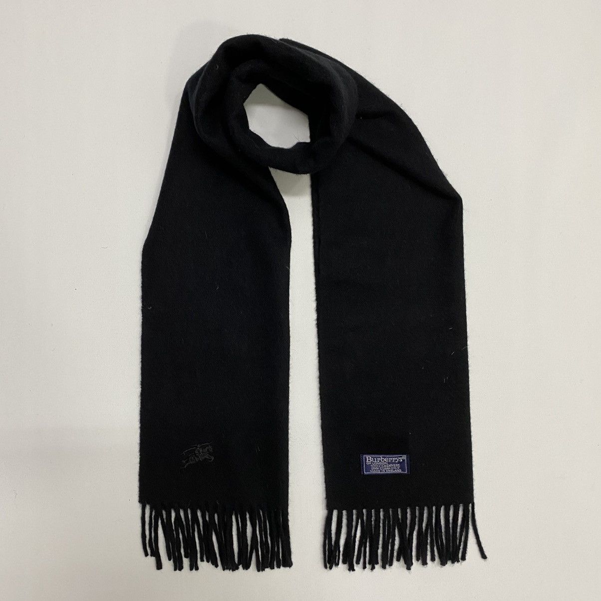 Burberry BURBERRYS SCARF MUFFLER BUR002 Size ONE SIZE - 1 Thumbnail