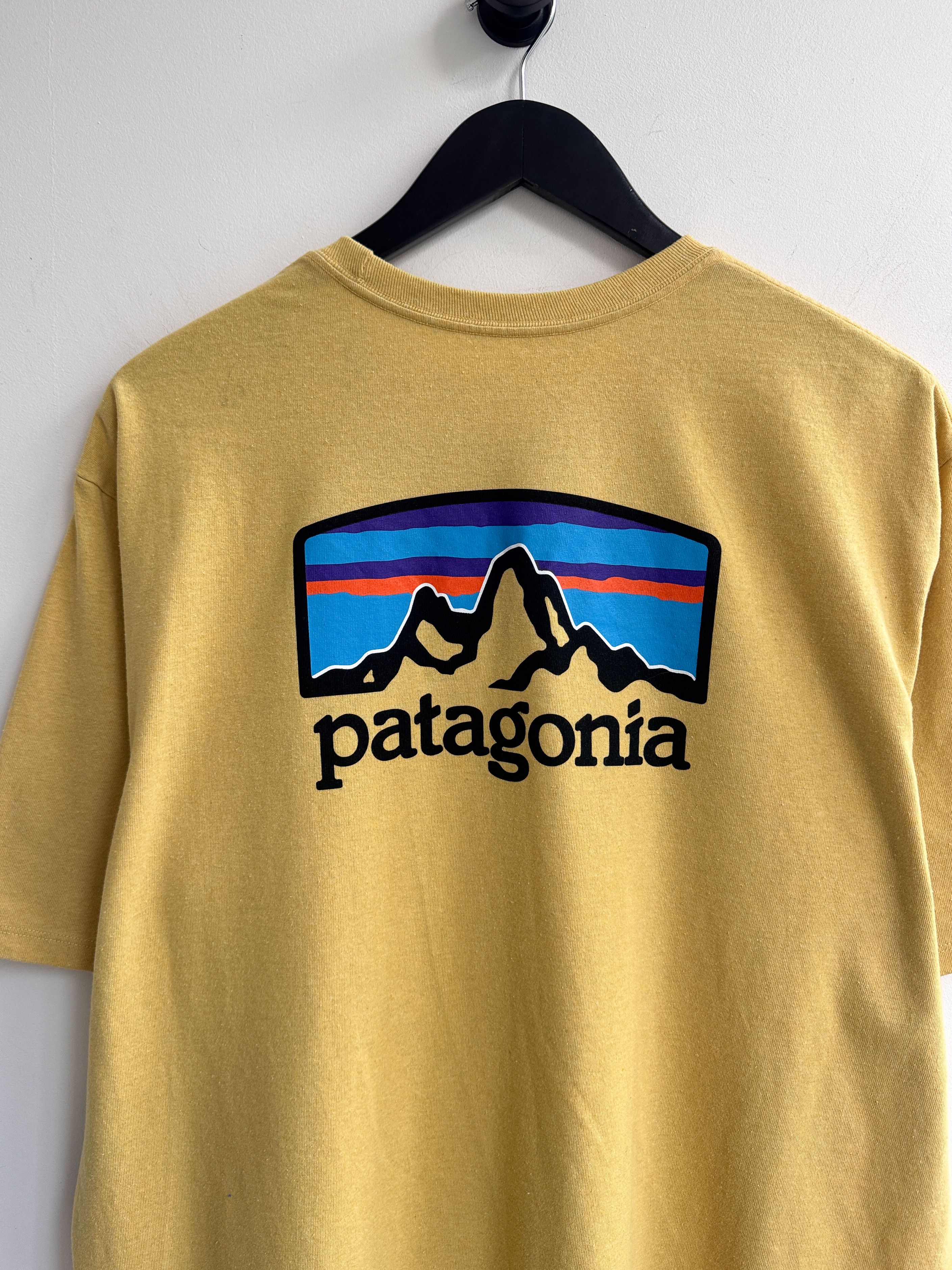 Patagonia Patagonia Logo T-Shirt Size US L / EU 52-54 / 3 - 4 Thumbnail