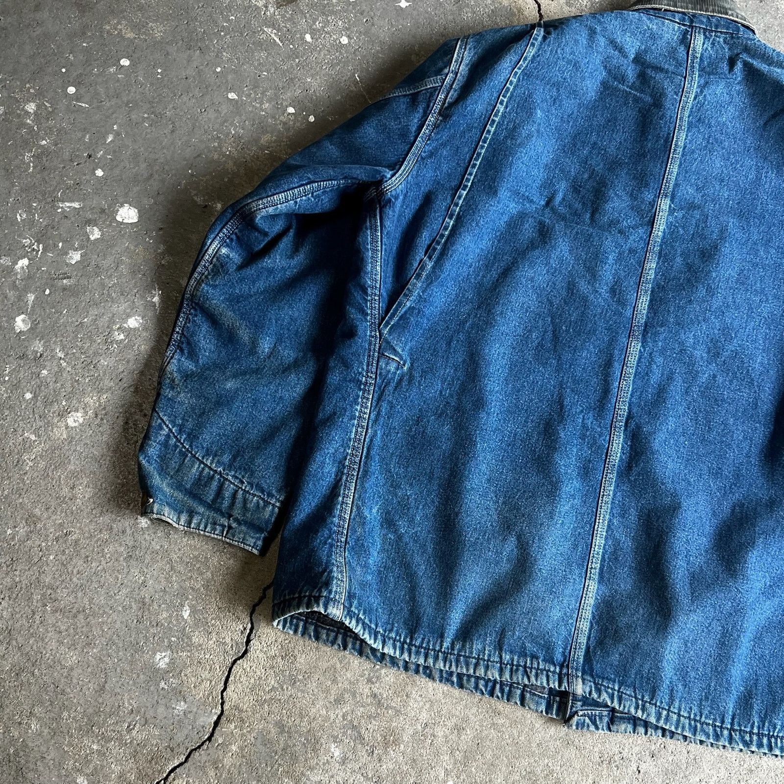 Carhartt × Vintage Carhartt denim blue chore work wear jacket Size US XL / EU 56 / 4 - 6 Thumbnail
