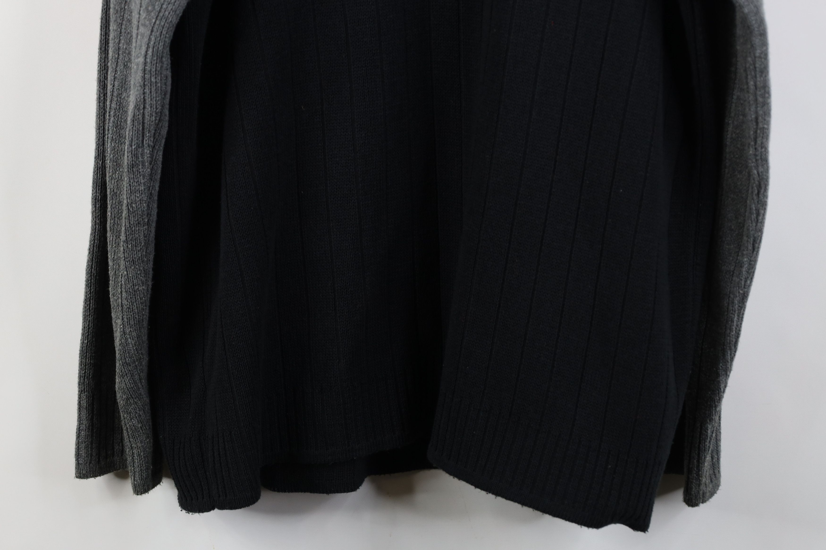 Vintage Vintage 90s Streetwear Heavy Ribbed Knit V-Neck Sweater Size US XL / EU 56 / 4 - 11 Thumbnail