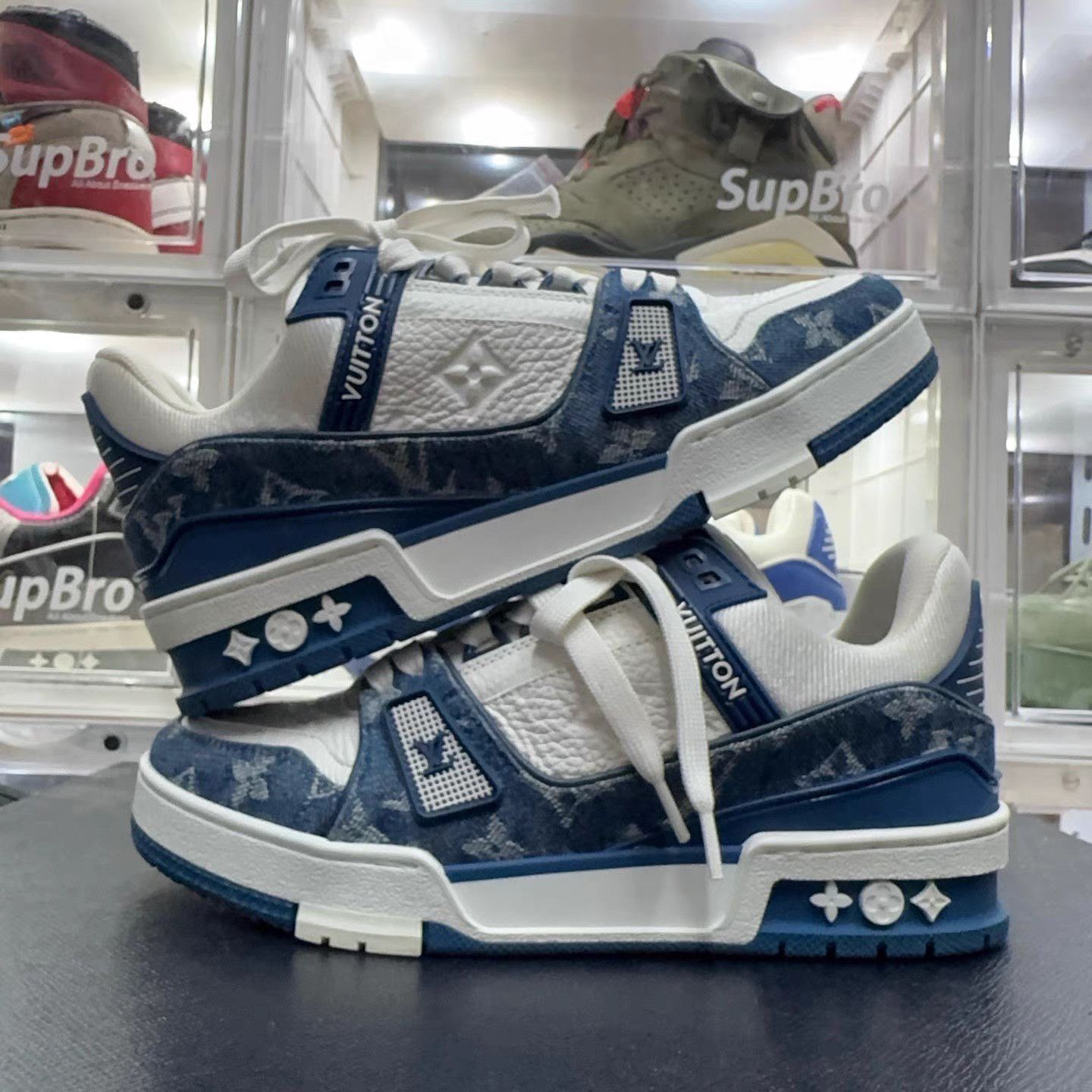 Louis Vuitton LV Louis Vuitton Trainer Blue White Denim Sneakers Size US 7.5 / IT 37.5 - 4 Thumbnail
