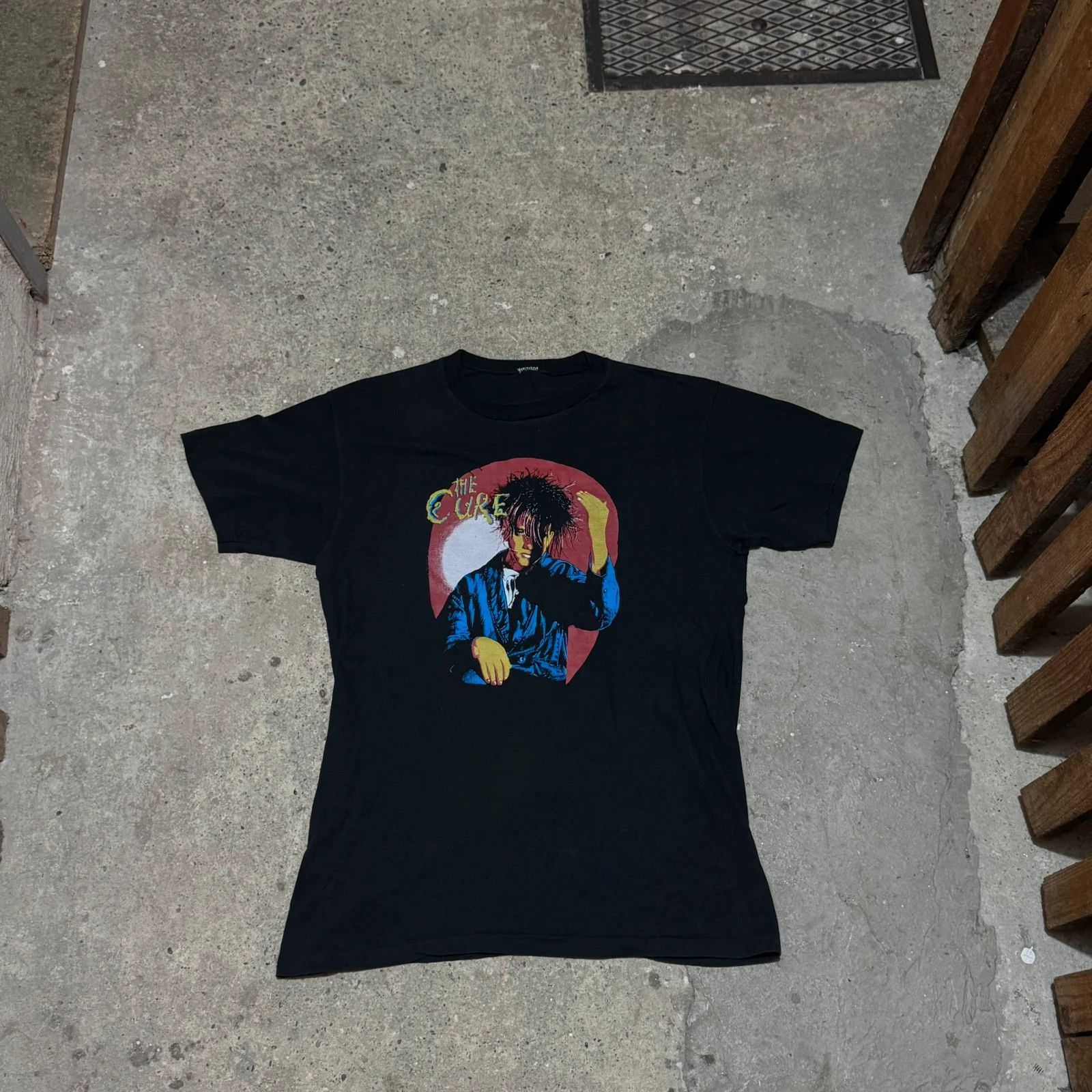 Band Tees Vintage 90s The Cure t-shirt Size US M / EU 48-50 / 2 - 1 Thumbnail