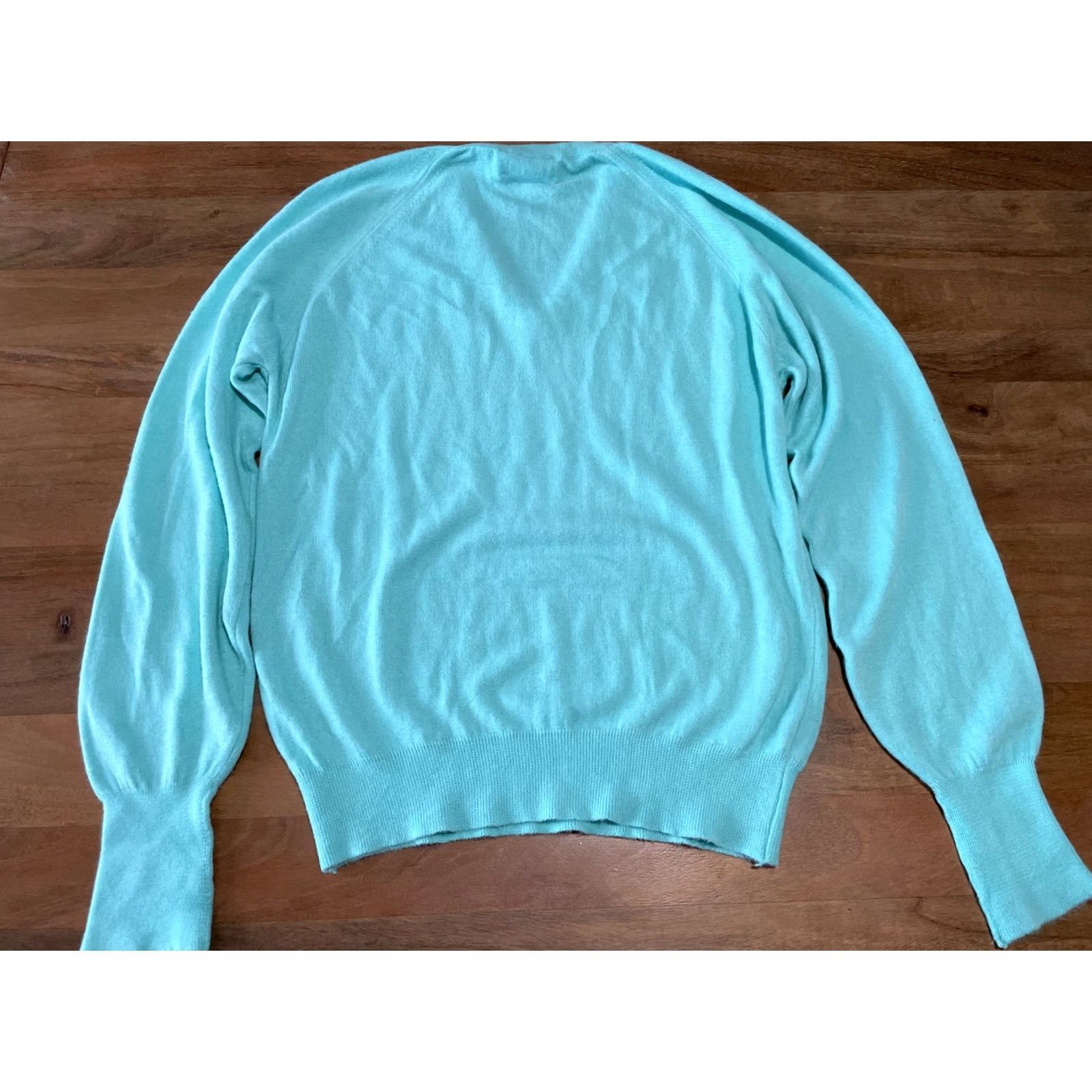 AQUA VINTAGE Pickering Sweater Mens Medium Aqua Blue 80s V-Neck Pullover Knit 80s USA Boys? Size US M / EU 48-50 / 2 - 2 Thumbnail