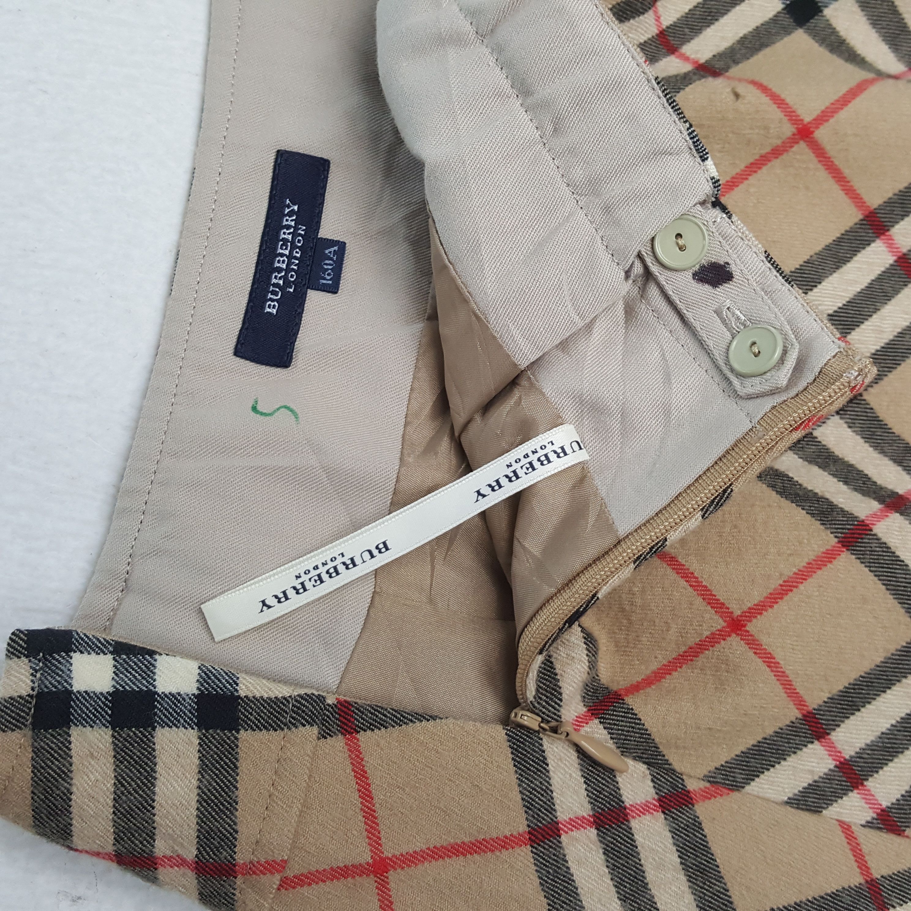 Burberry BURBERRY LONDON Nova Check Design Skirts C280N30 Size 23" - 7 Thumbnail