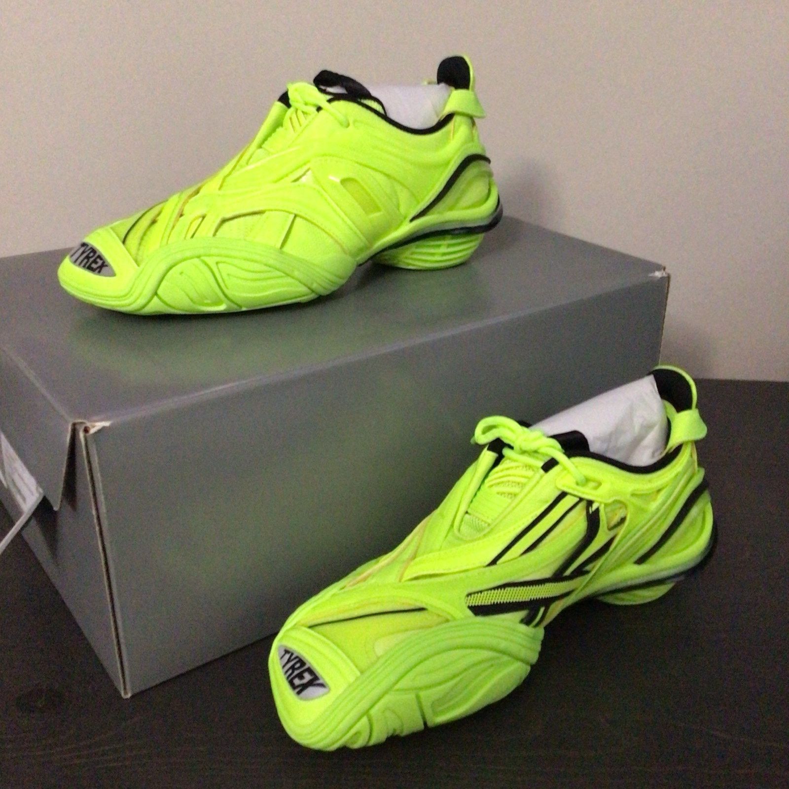 Balenciaga Balenciaga Tyrex Fluo Yellow Size 37 617517-W2UA1-7320 Size US 7 / IT 37 - 3 Thumbnail