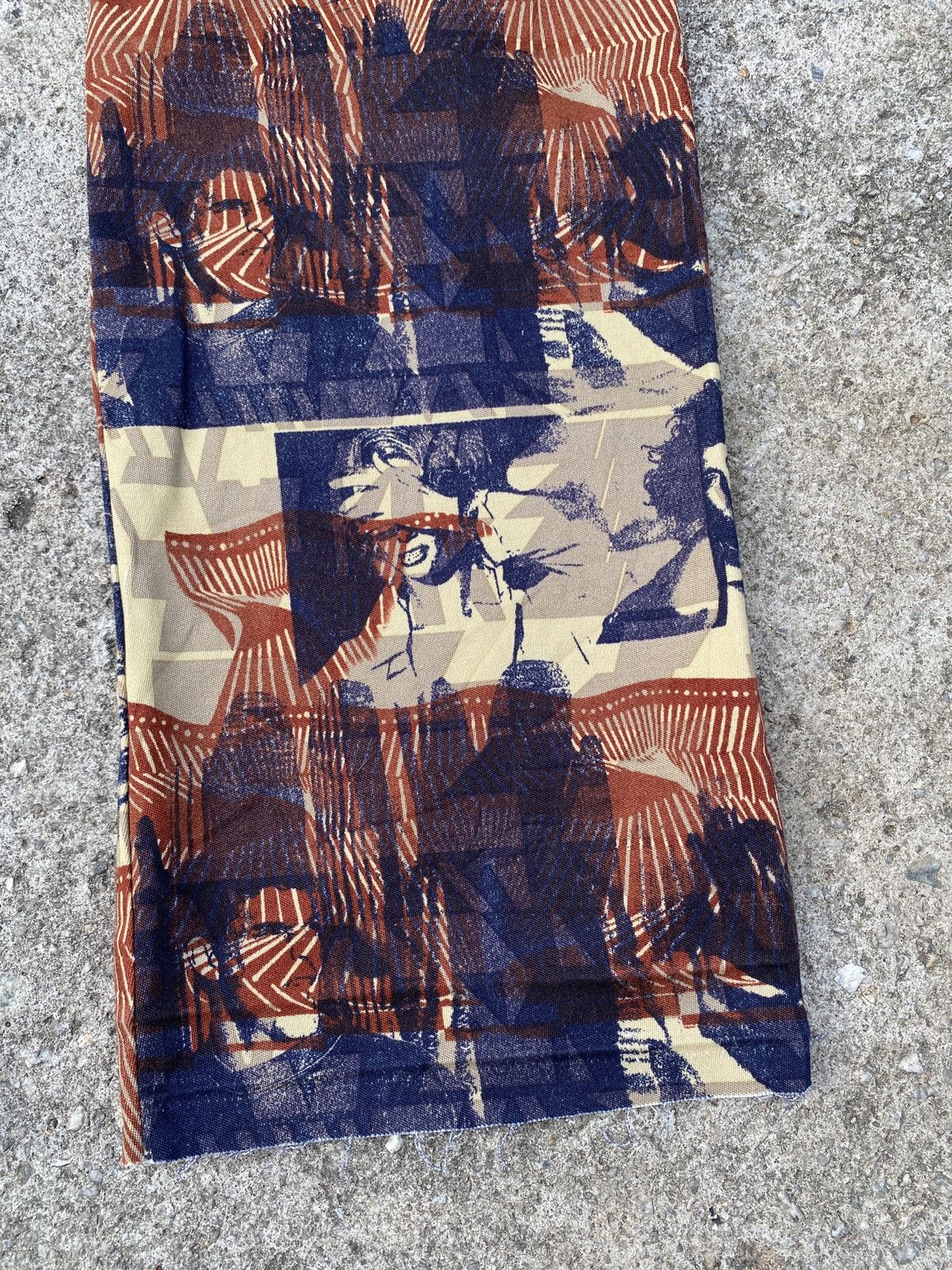 Hysteric Glamour × Japanese Brand × Jean Paul Gaultier Bat - su Japan Overprint Strechable Released Leg Pant Size US 29 - 13 Thumbnail