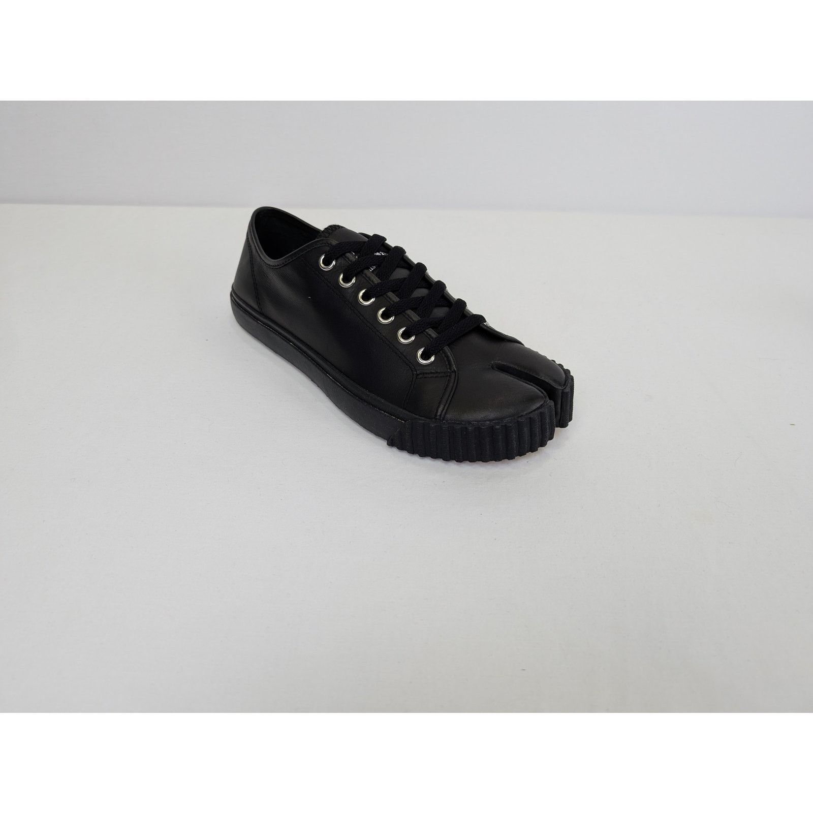 Maison Margiela o1rshd1 Q:2 / Tabi Low-top sneakers in Black/Beige Size US 11 / EU 44 - 2 Thumbnail