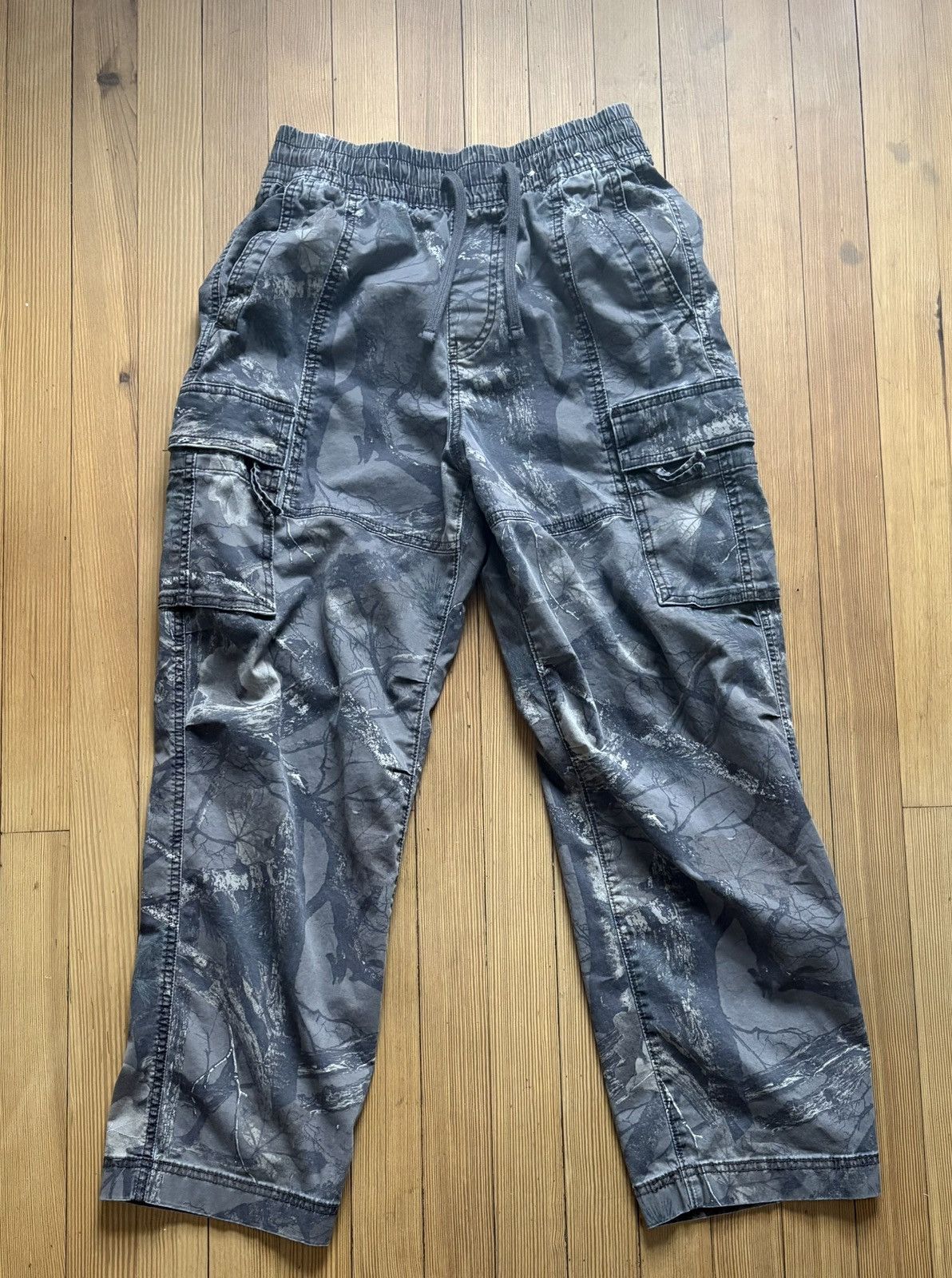 Other Hollister Camo Baggy Pangs Size XS Size US 32 / EU 48 - 1 Thumbnail
