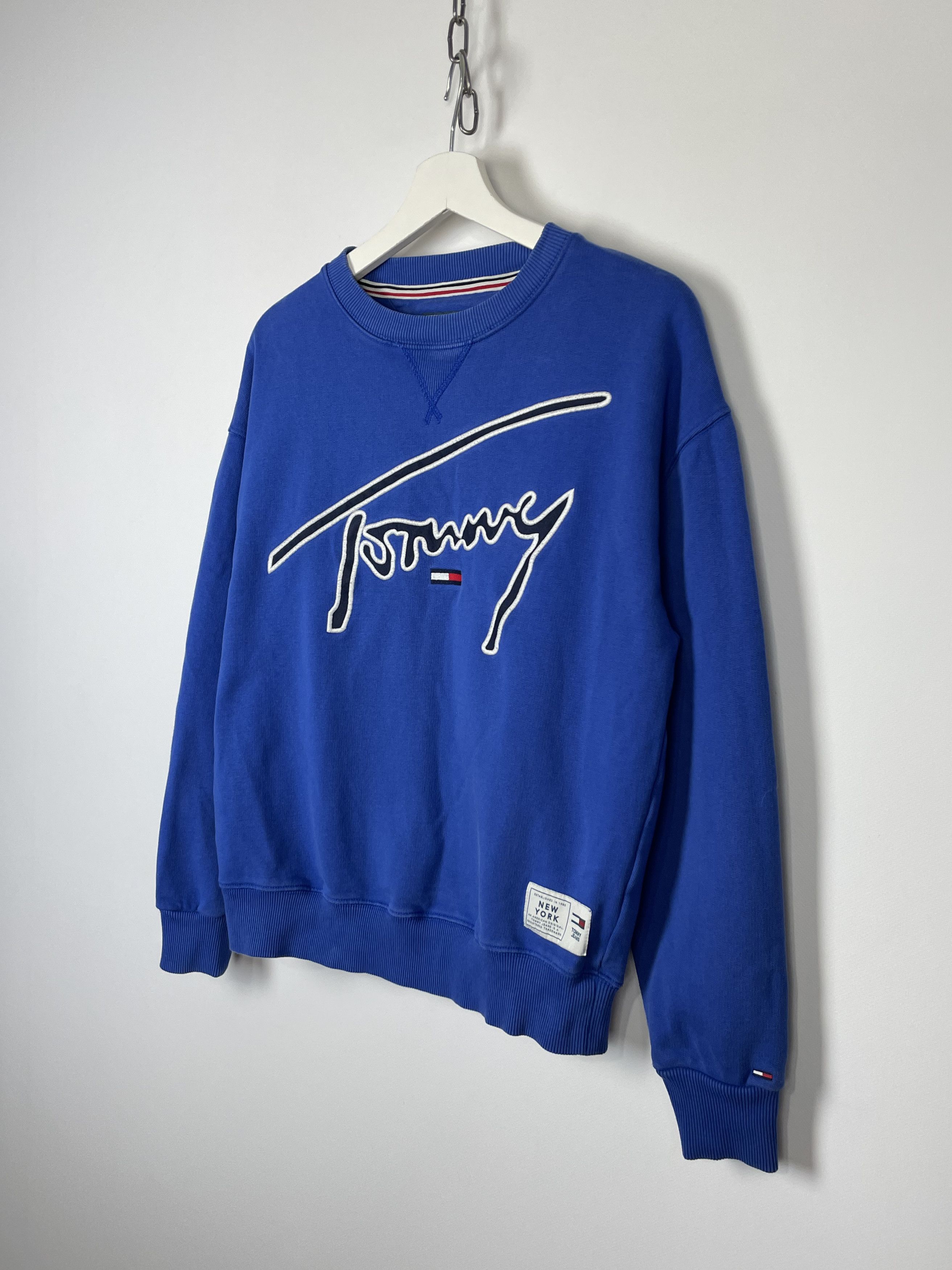 Tommy Hilfiger Tommy Hilfiger Jeans Sweatshirt Crewneck Center Logo size XS Size US XS / EU 42 / 0 - 4 Thumbnail