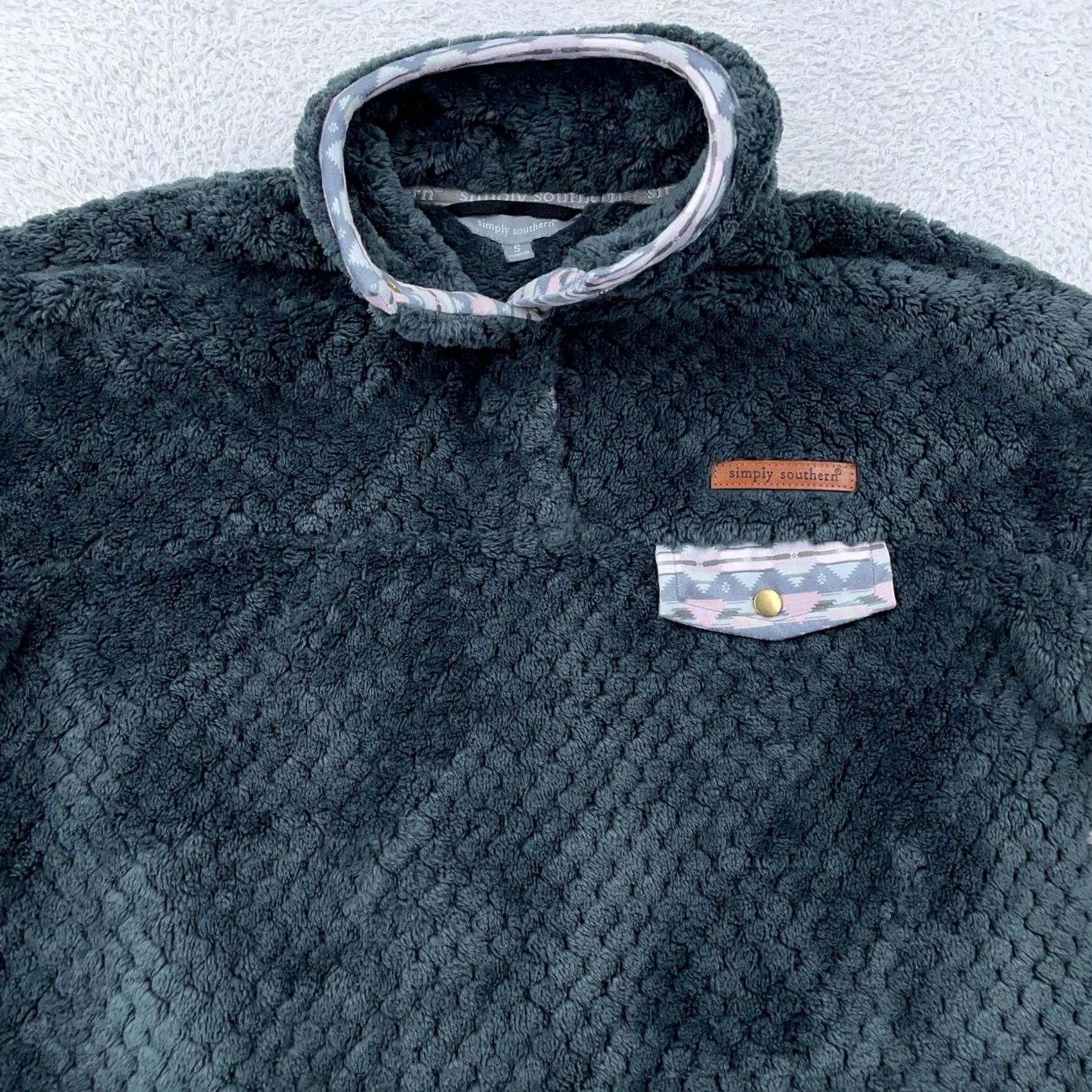 Vintage Simply Southern Sherpa Pullover Gray Aztec Pocket Fleece Women Small Size S / US 4 / IT 40 - 2 Thumbnail