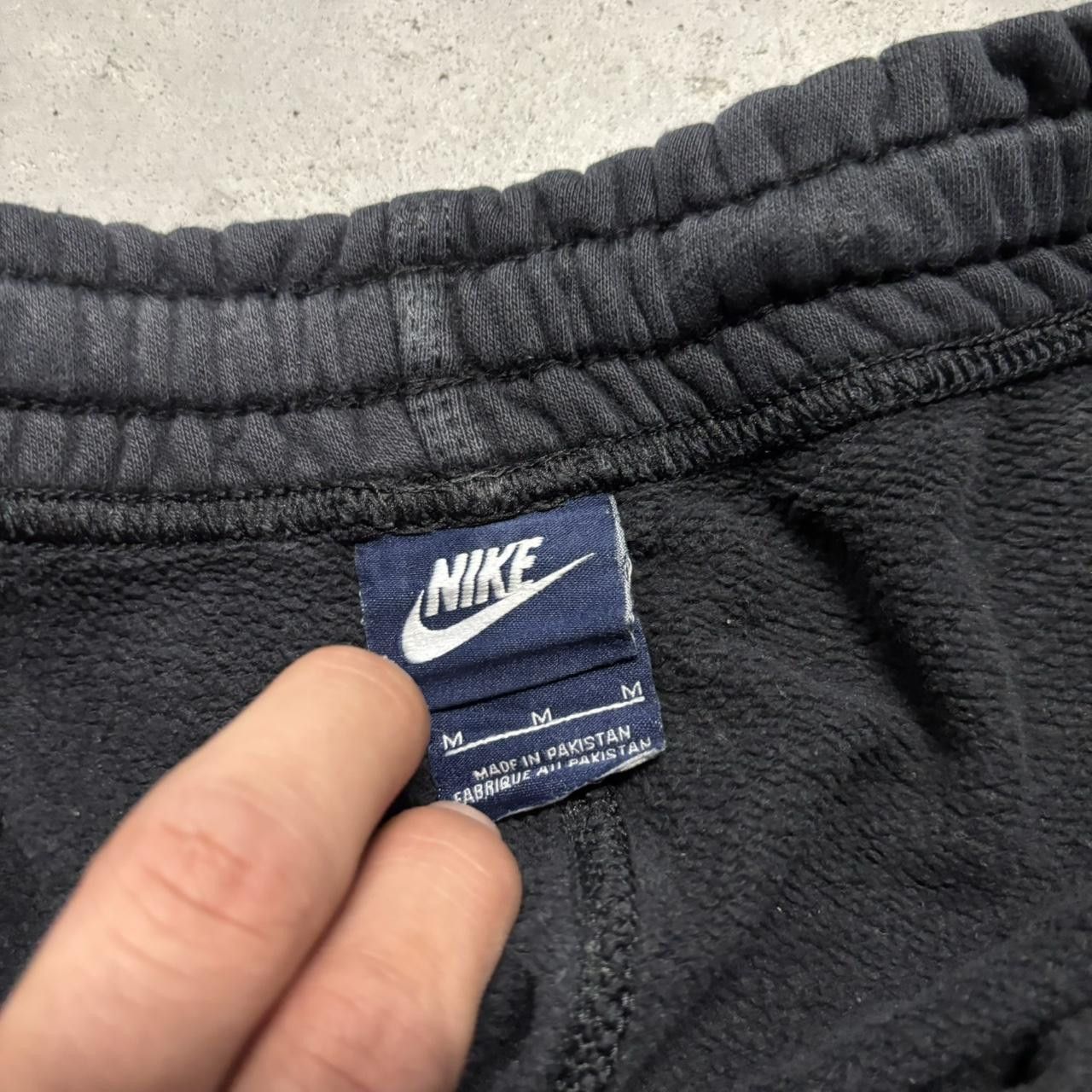 Nike × Vintage Crazy Vintage Y2K/2000s Baggy Black Nike Swoosh Skater Essential Sweatpants! Size US 32 / EU 48 - 7 Thumbnail