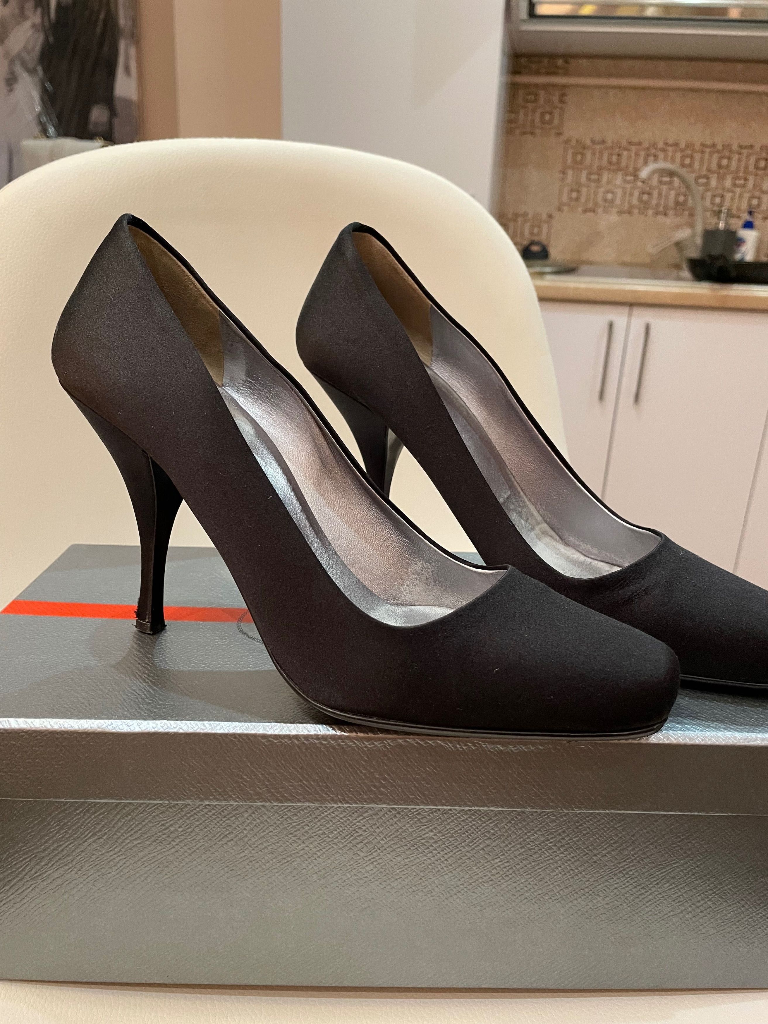 Prada Prada Milano Heels Size US 7.5 / IT 37.5 - 1 Thumbnail