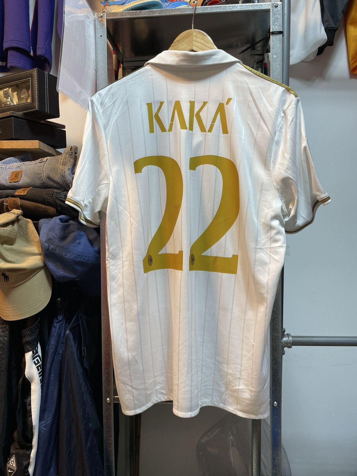 Adidas 2016-2017 AC Milan Away Kit KAKA 22 Size US S / EU 44-46 / 1 - 1 Thumbnail