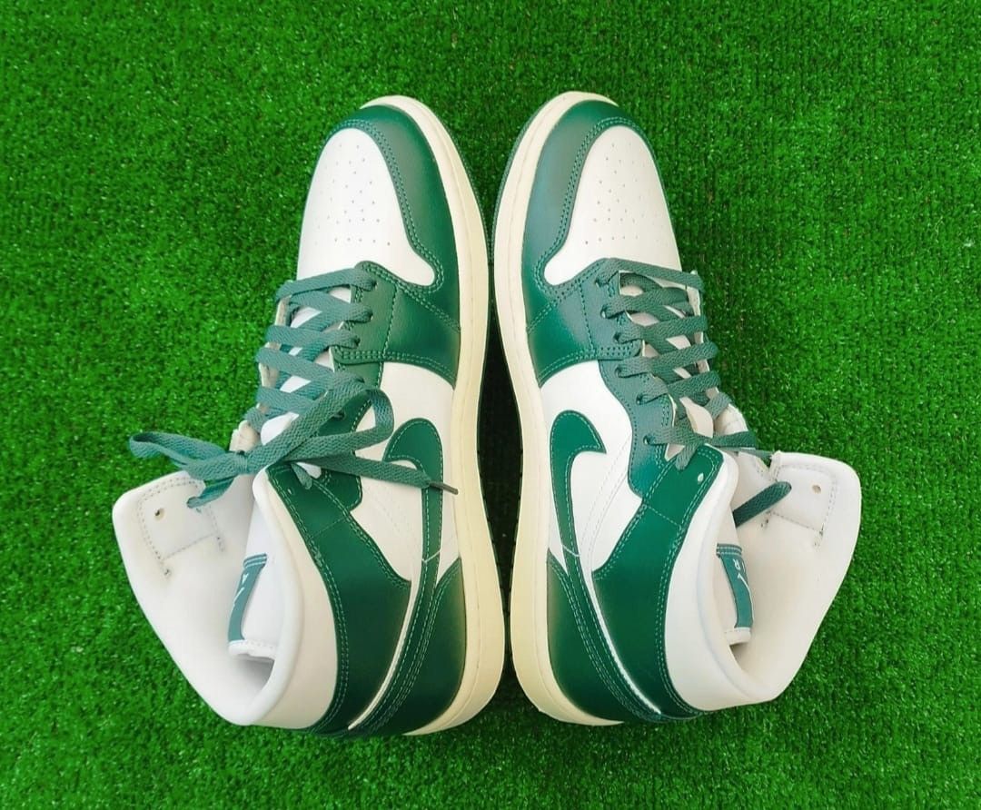 Jordan Brand Shoes Air Jordan 1 Unisex. Size US 9 / EU 42 - 4 Thumbnail