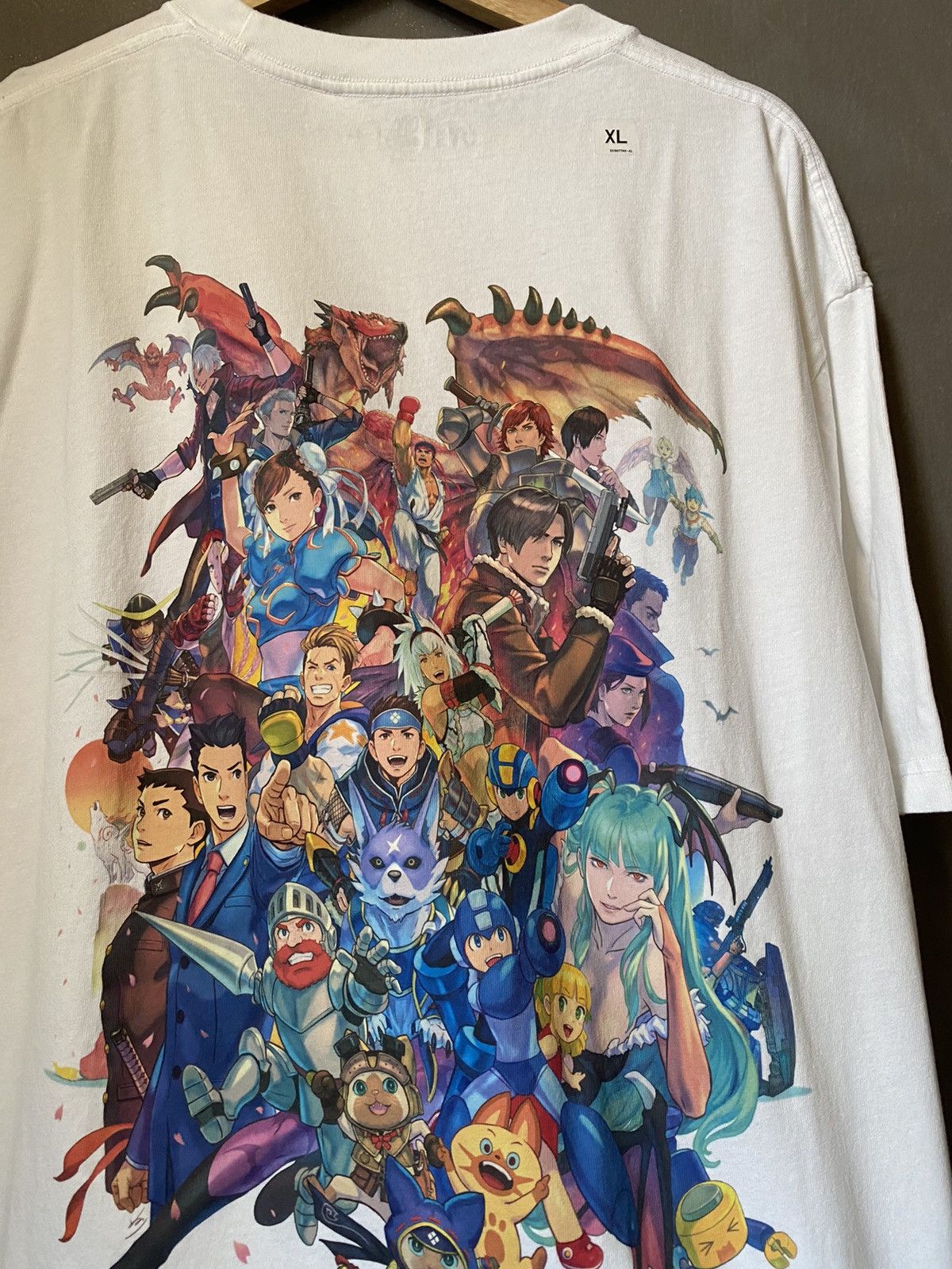 Japanese Brand × Uniqlo Capcom 40 Year Anniversary Full Character Size US XL / EU 56 / 4 - 2 Thumbnail