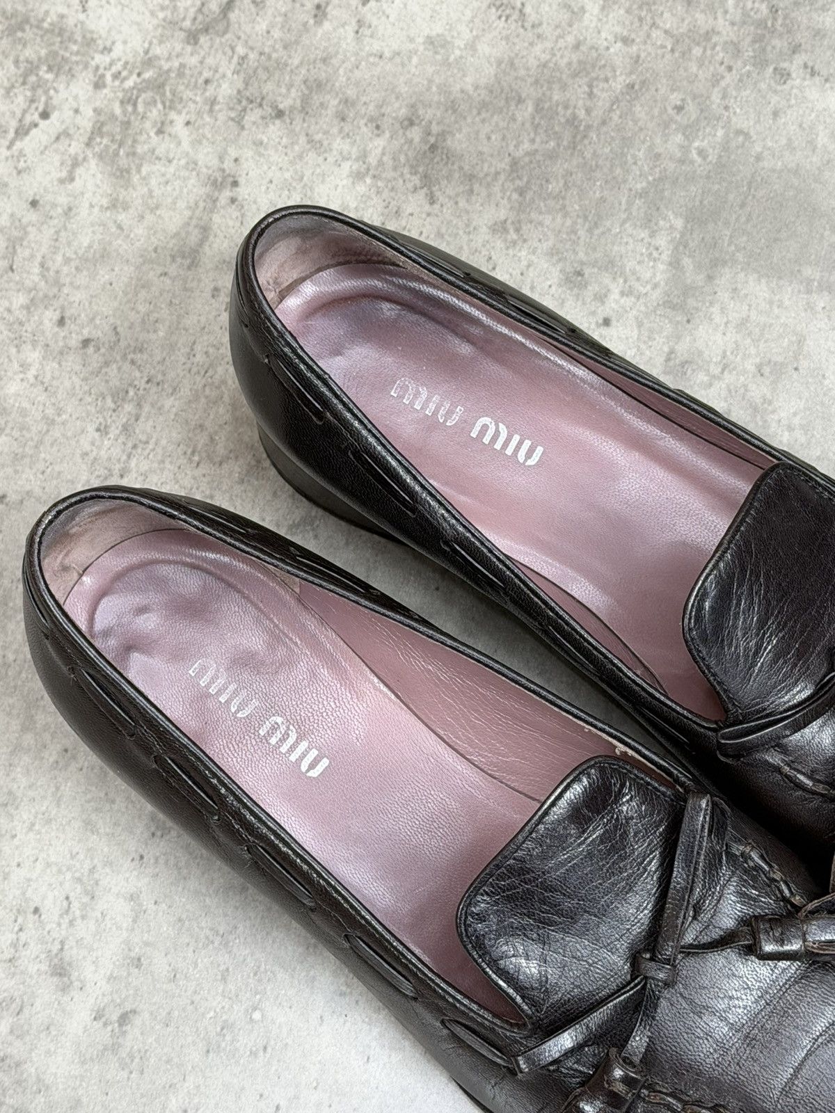 Miu Miu Miu Miu Black Leather Loafers Tassel Pointed Toe Size 37 1/2 Size US 7.5 / IT 37.5 - 7 Thumbnail