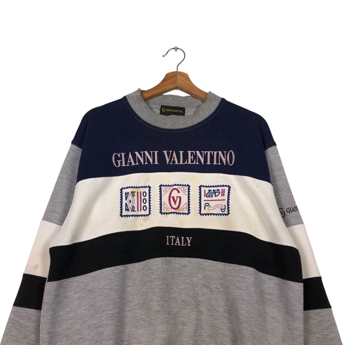 Japanese Brand × Vintage 📌Vintage Sweatshirt Gianni Valentino Italy Big Logo Size US L / EU 52-54 / 3 - 4 Thumbnail