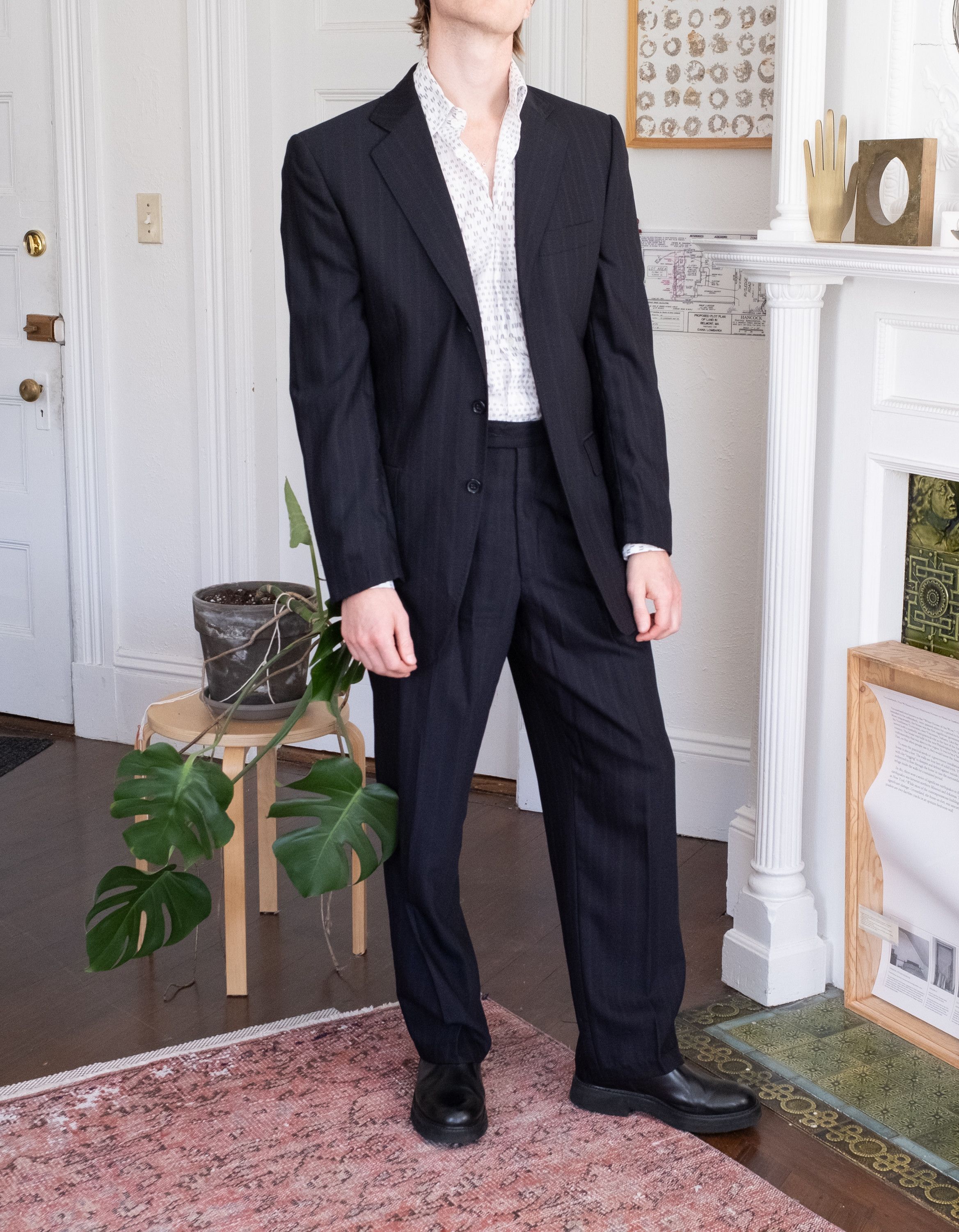 Dolce & Gabbana 38/40 R Dolce & Gabbana Suit. Dark Grey Wool Made Italy Size 38R - 13 Thumbnail