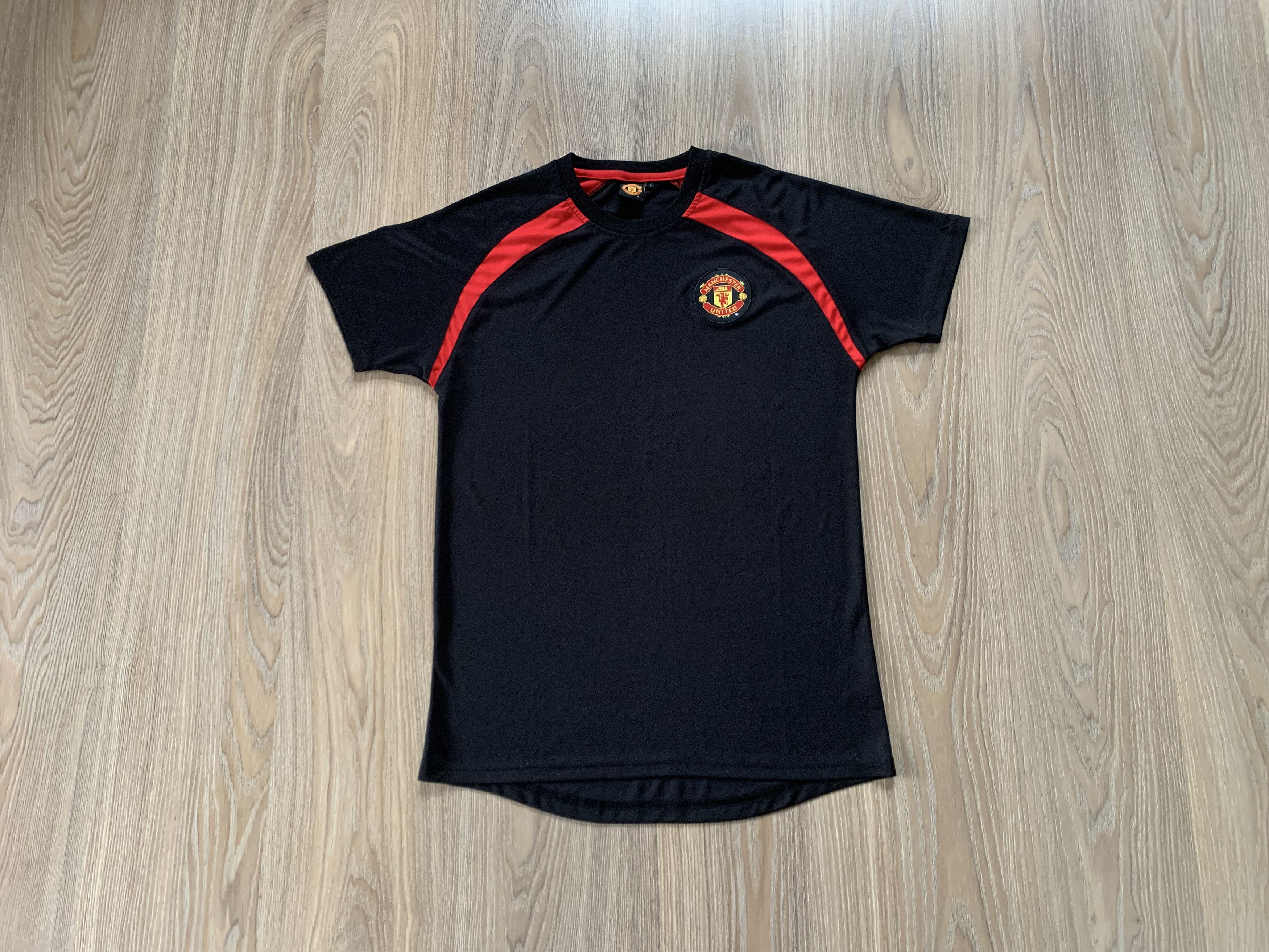 Other Manchester United Black Sport Training T Shirt Size US S / EU 44-46 / 1 - 1 Thumbnail