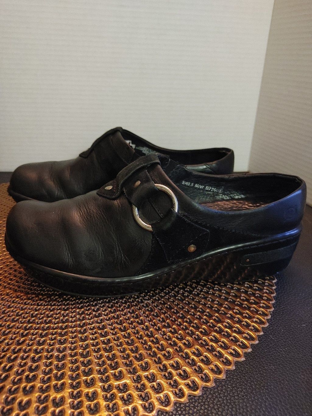 Born Born Slip Ons Size 9 Size US 9.5 / IT 39.5 - 3 Thumbnail