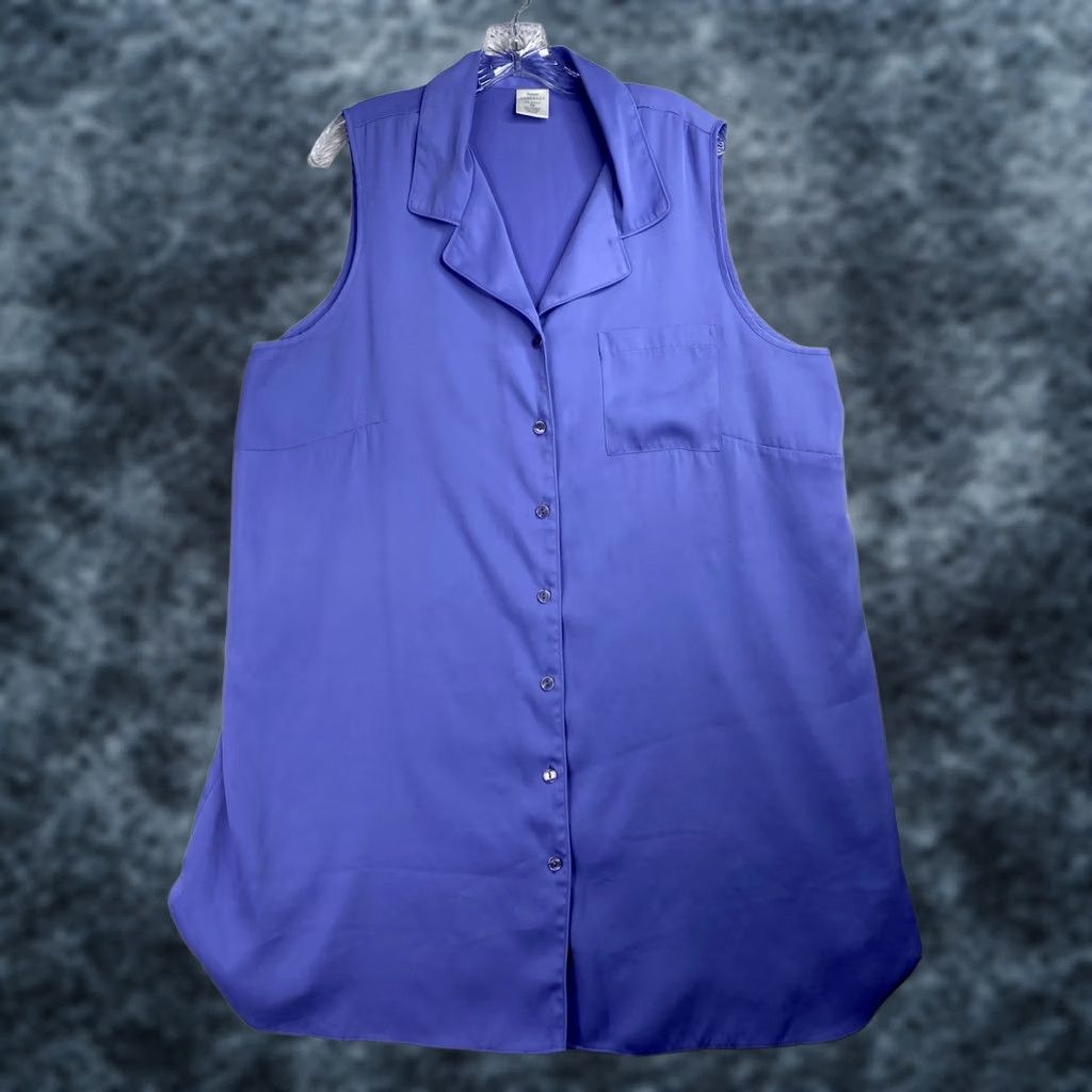 Vintage Cabernet Gown Womens 1X Blue Satin V-Neck Button Up Pocket Chemise Bohemian Classic VINTAGE? Size ONE SIZE - 1 Thumbnail