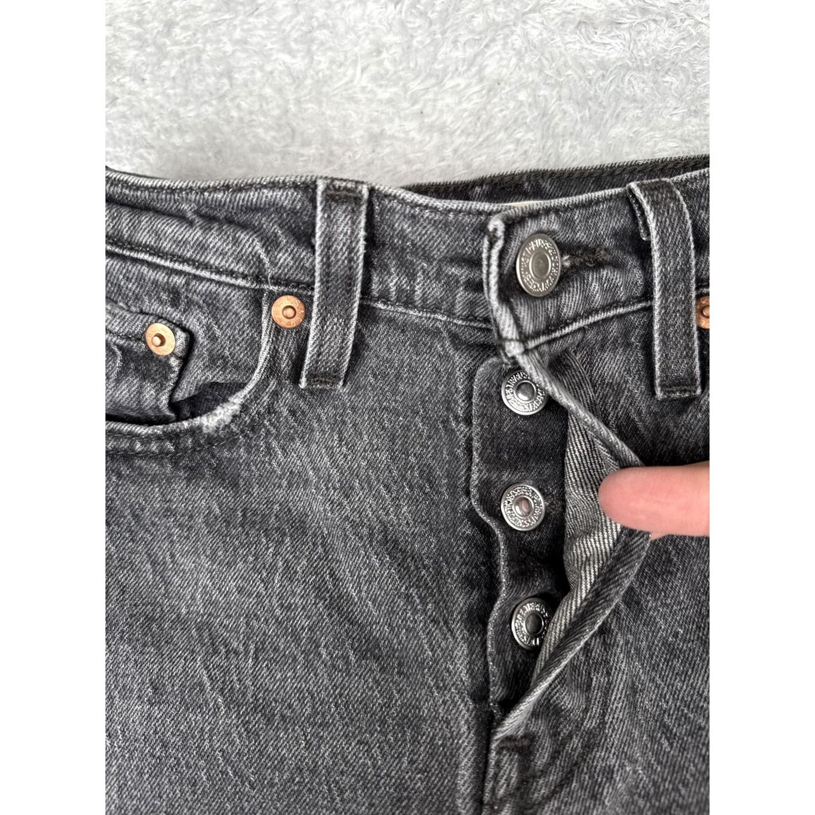 Levi's VINTAGE Levi's Wedgie Straight Jeans Womens 25x28 Black Button Fly High Rise Ankle Denim Size 42" / US 20 - 5 Thumbnail