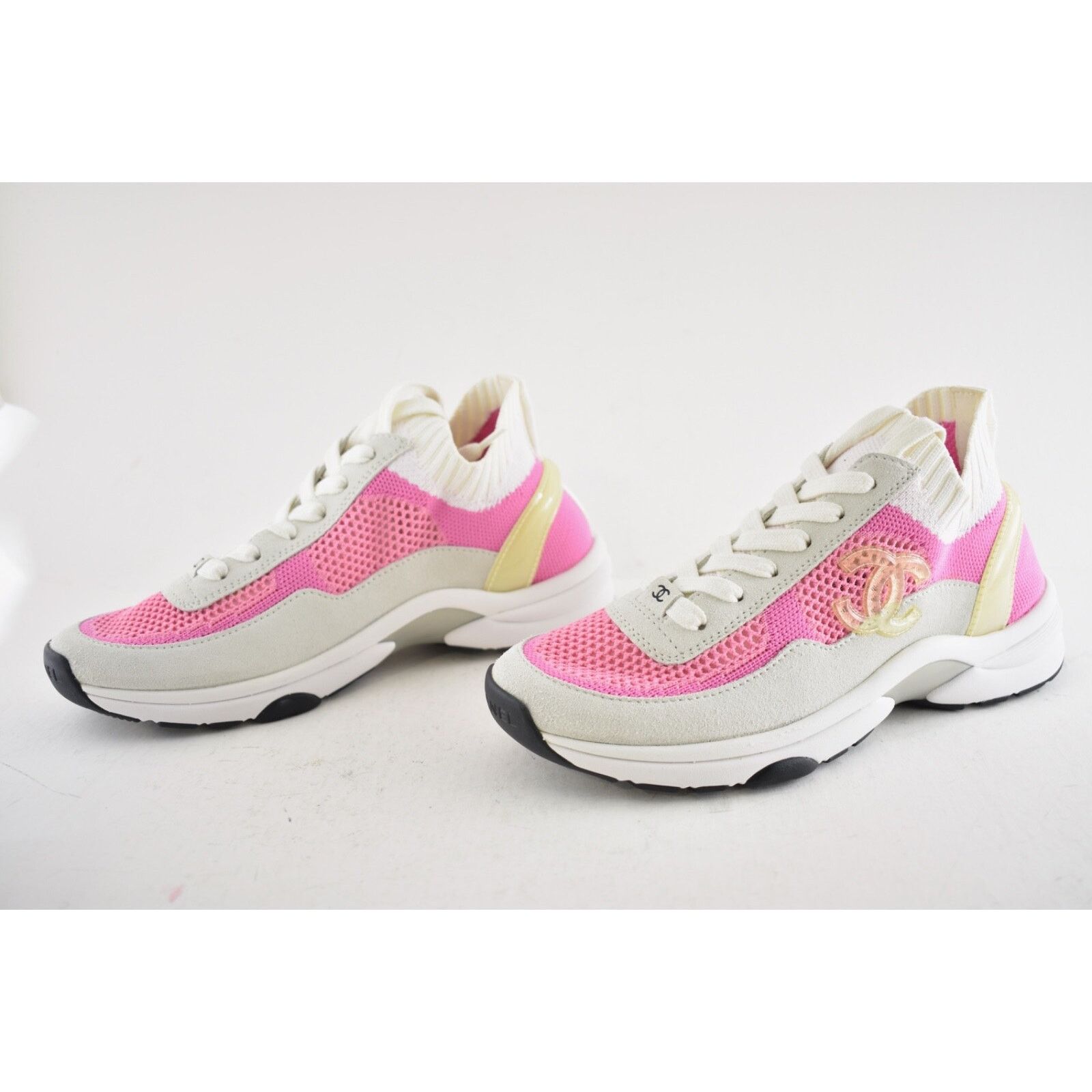 Chanel Chanel 20S White Knit Suede Lace Up Flat Runner Sneaker 37 Size US 7 / IT 37 - 10 Thumbnail