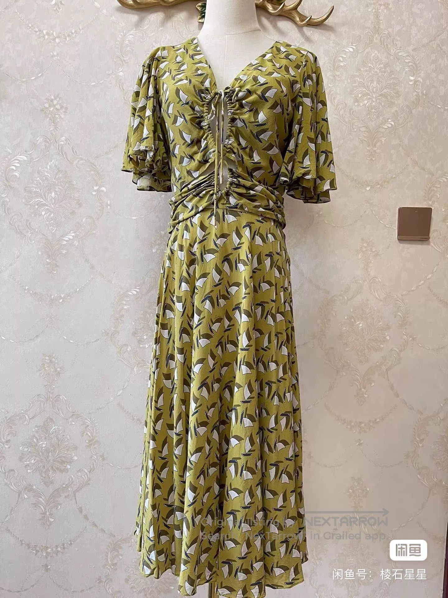 Gucci Gucci Runway Silk Summer Dress. Size M / US 6-8 / IT 42-44 - 2 Thumbnail