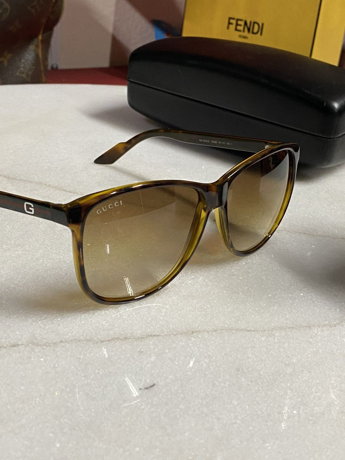 Gucci Gucci Stripe Sunglasses Womens Shades Preowned Size ONE SIZE - 1 Thumbnail