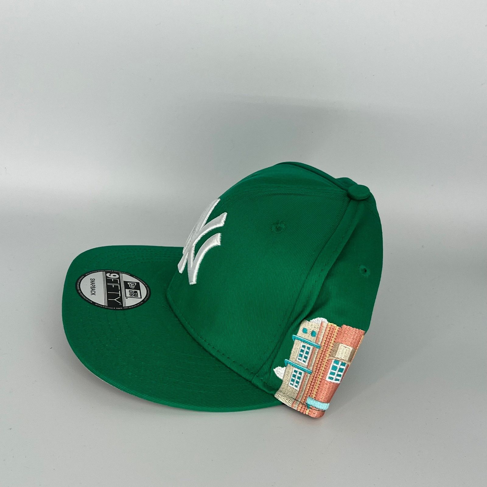 New Era Green New York Yankees Statue of Liberty New Era MLB Size ONE SIZE - 3 Thumbnail