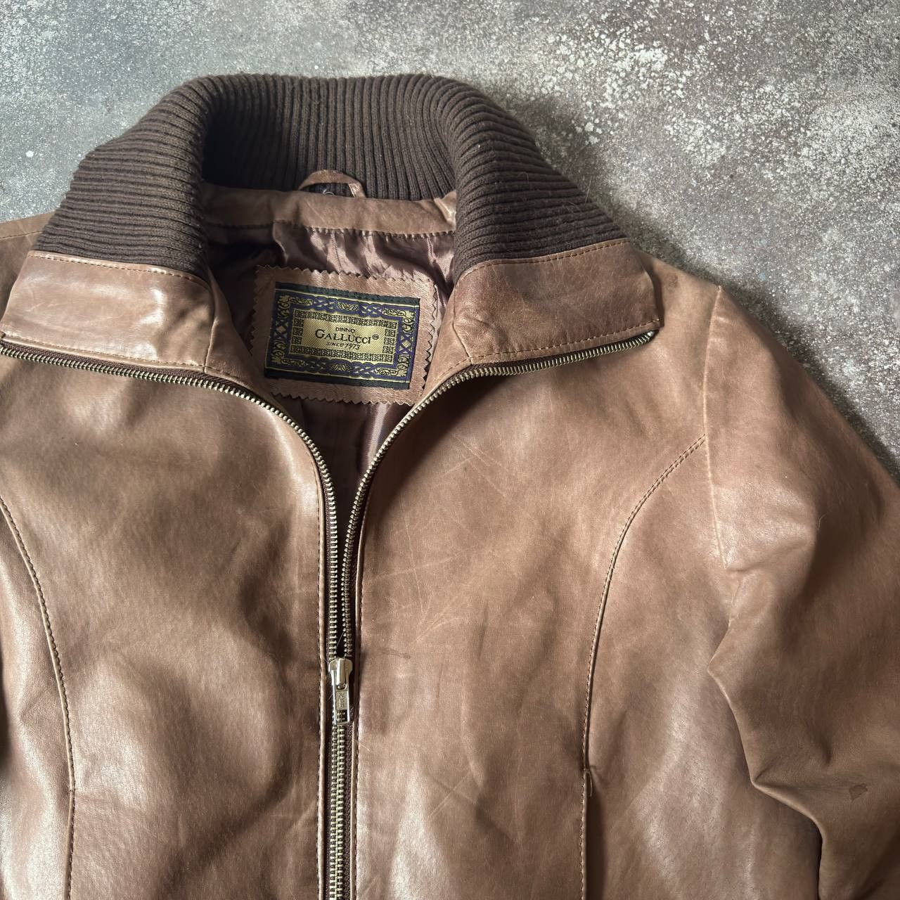 20471120 × If Six Was Nine × Le Grande Bleu (L.G.B.) Amazing Vintage Faded Leather Jacket Size M / US 6-8 / IT 42-44 - 4 Thumbnail