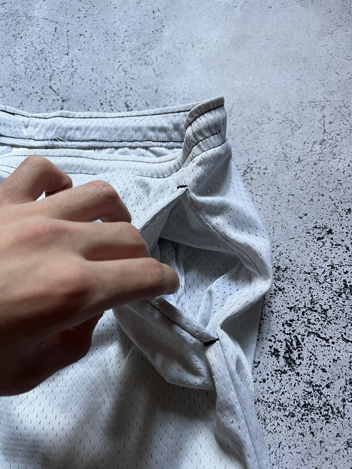 Nike × Vintage Vintage Nike Basketball Baggy Shorts Mini Swoosh Y2K USA Size US 34 / EU 50 - 5 Thumbnail