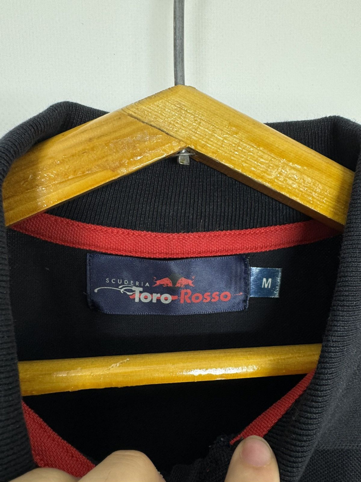 Red Bull Vintage Y2k Infiniti Red Bull Racing polo t shirt Size US M / EU 48-50 / 2 - 9 Thumbnail