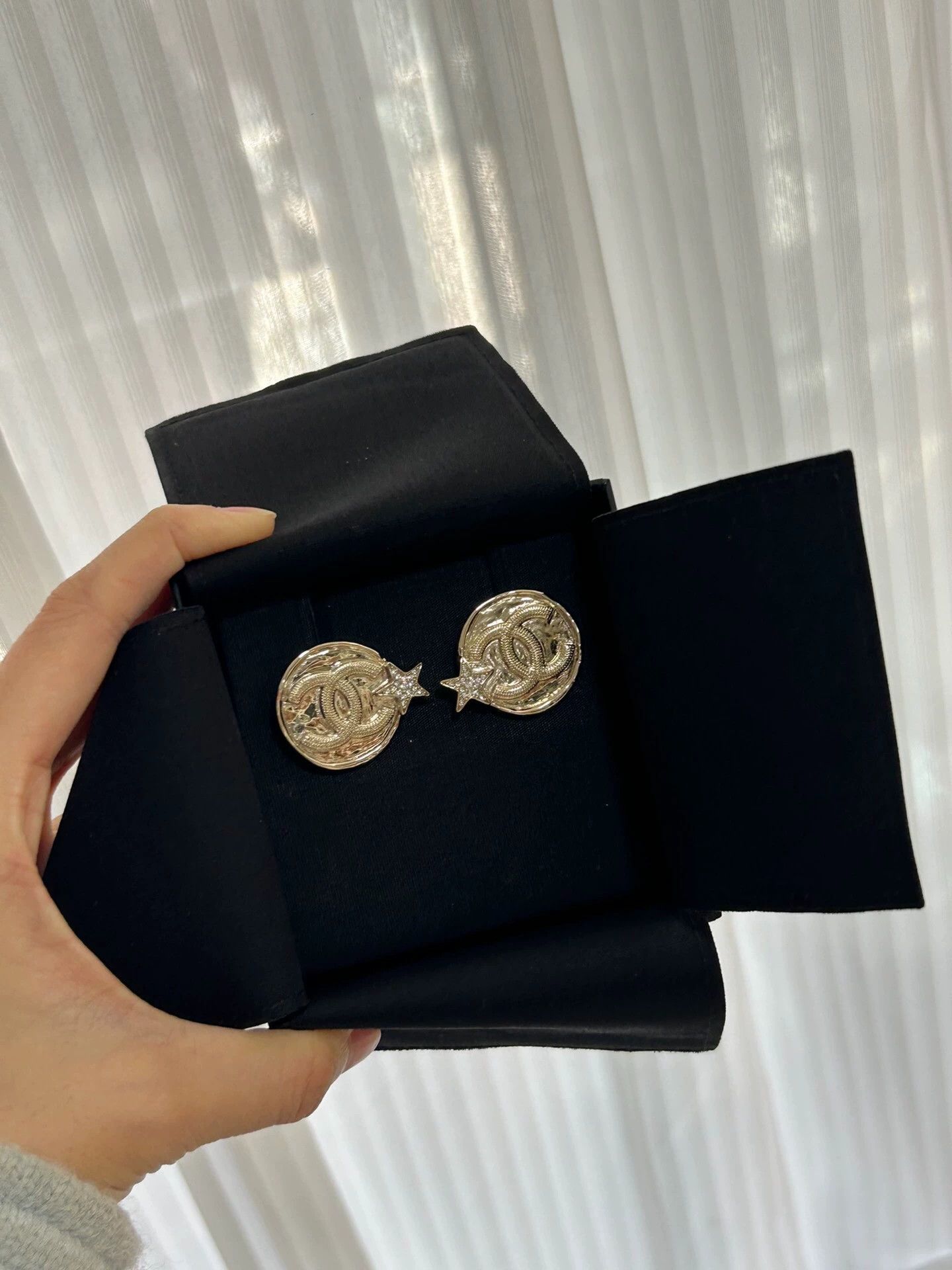 Chanel Chanel Star Coin Earrings New Size ONE SIZE - 3 Thumbnail