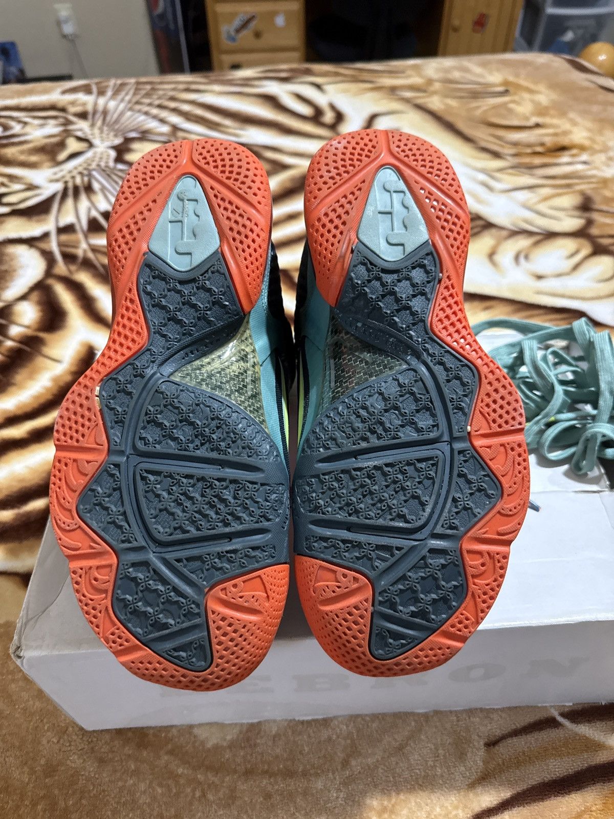 Nike NIKE LEBRON 9 CANNON OG Size US 9 / EU 42 - 5 Thumbnail