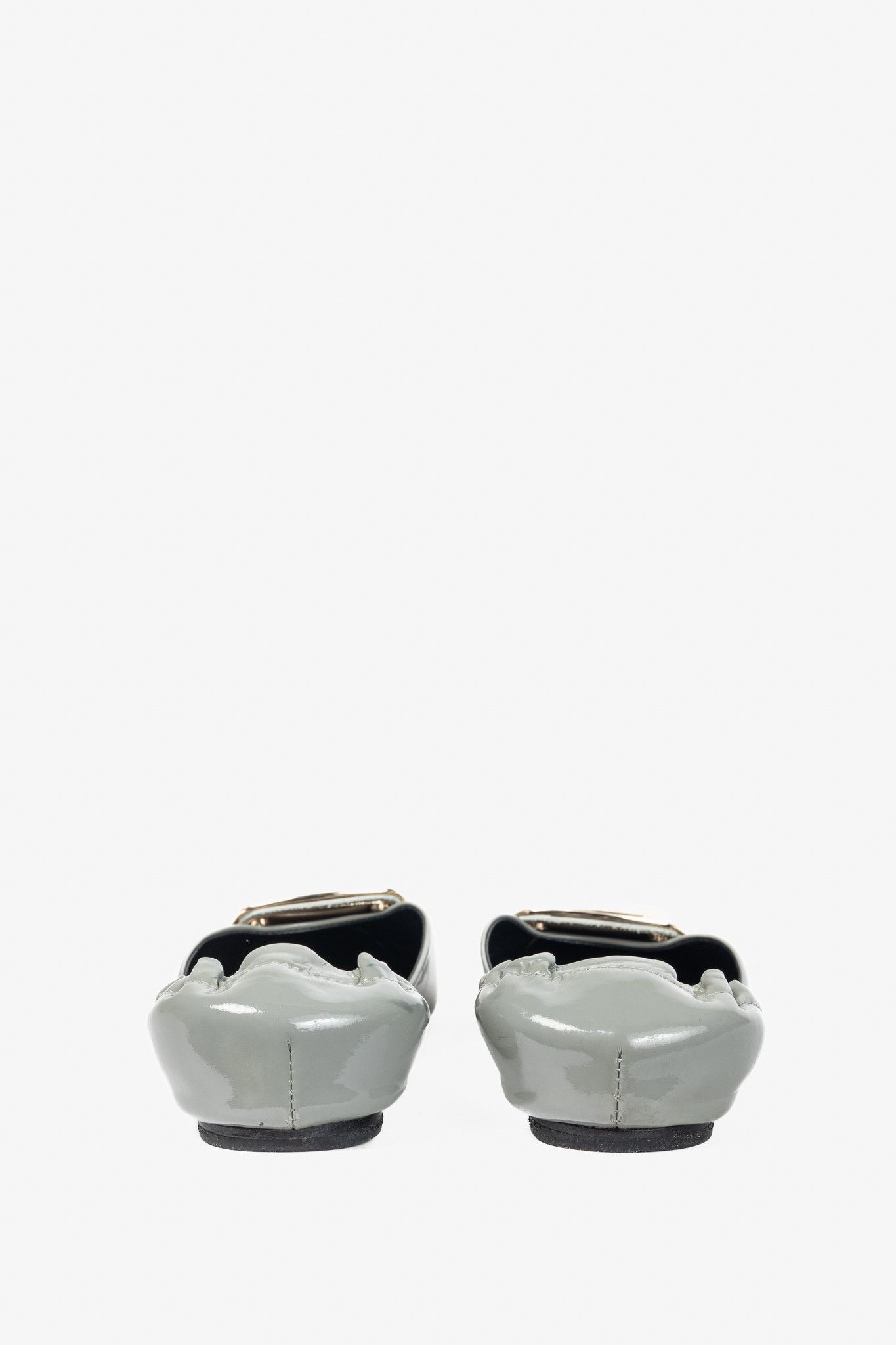 Roger Vivier Roger Vivier Chips Grey Patent Leather Buckle Scrunch Flats Size US 6.5 / IT 36.5 - 4 Thumbnail