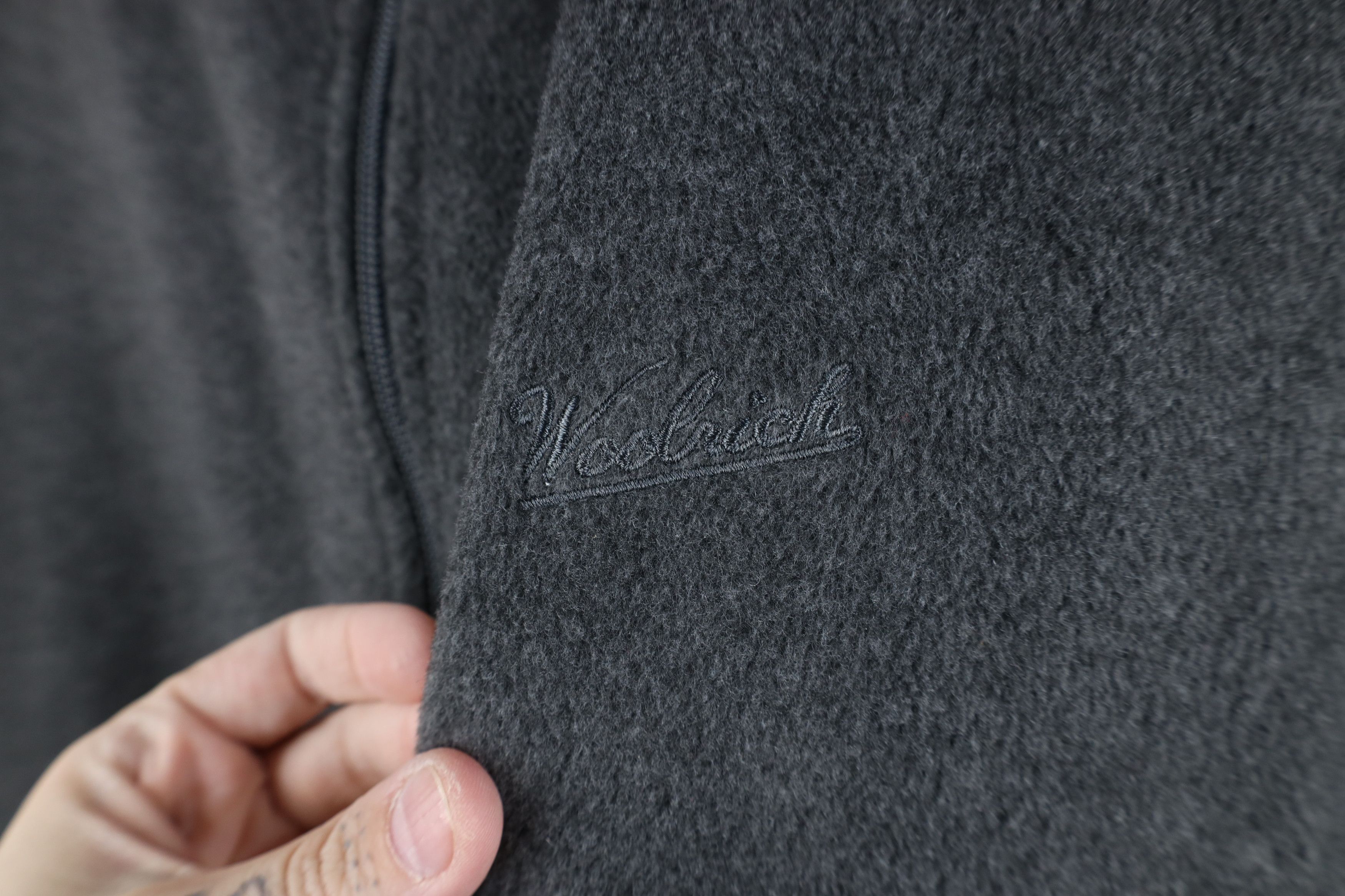 Woolrich Woolen Mills Vintage Woolrich Faded Spell Script Fleece Vest Jacket Gray Size US XL / EU 56 / 4 - 4 Thumbnail