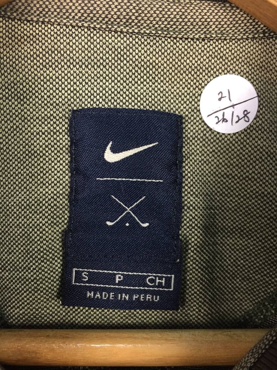 Nike Vtg Nike Golf Made In Peru Retro Knit Polo Shirt Size S Size US S / EU 44-46 / 1 - 15 Thumbnail