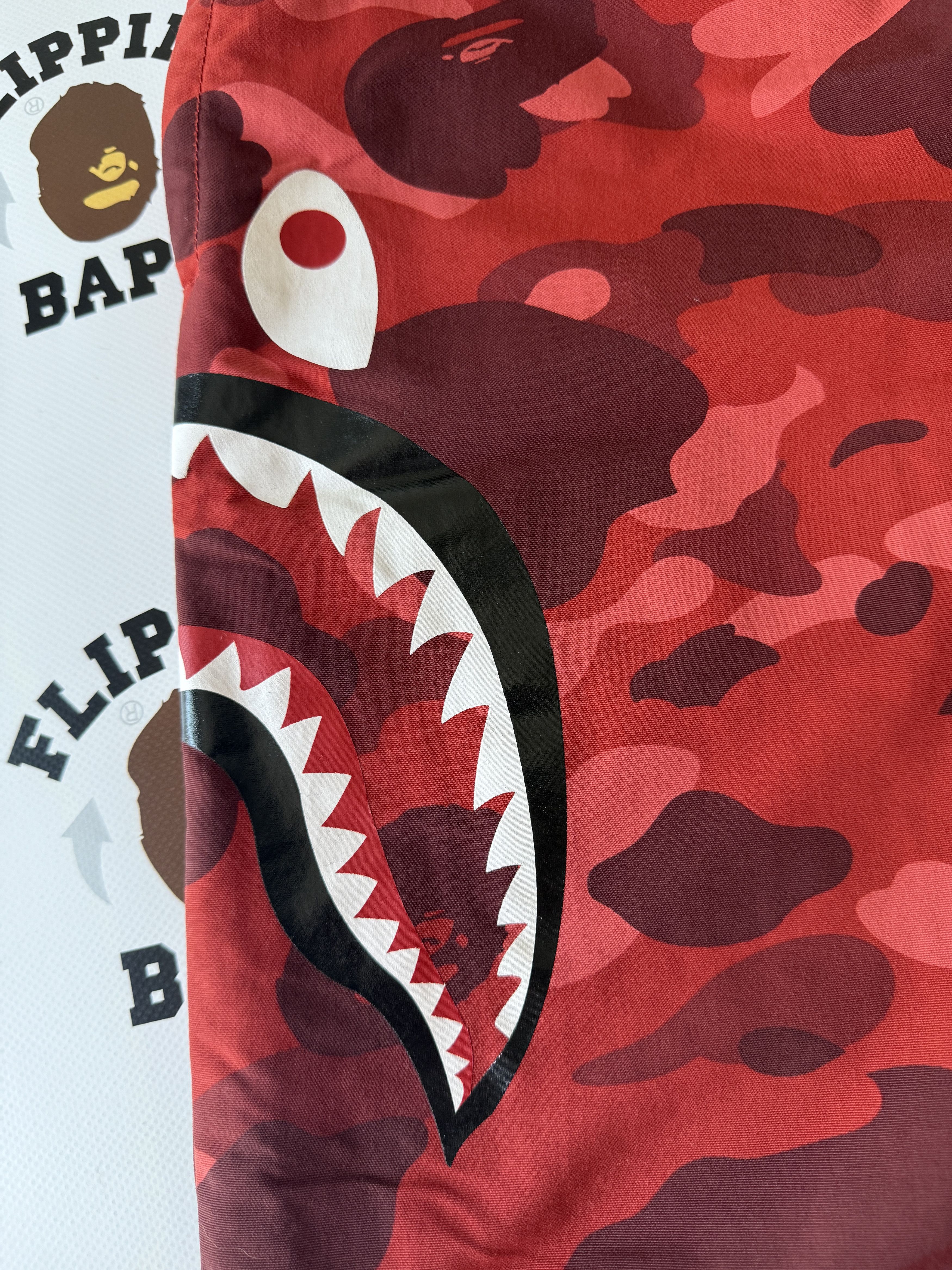 Bape BAPE COLOR CAMO SIDE SHARK BEACH SHORTS Size US 36 / EU 52 - 5 Thumbnail