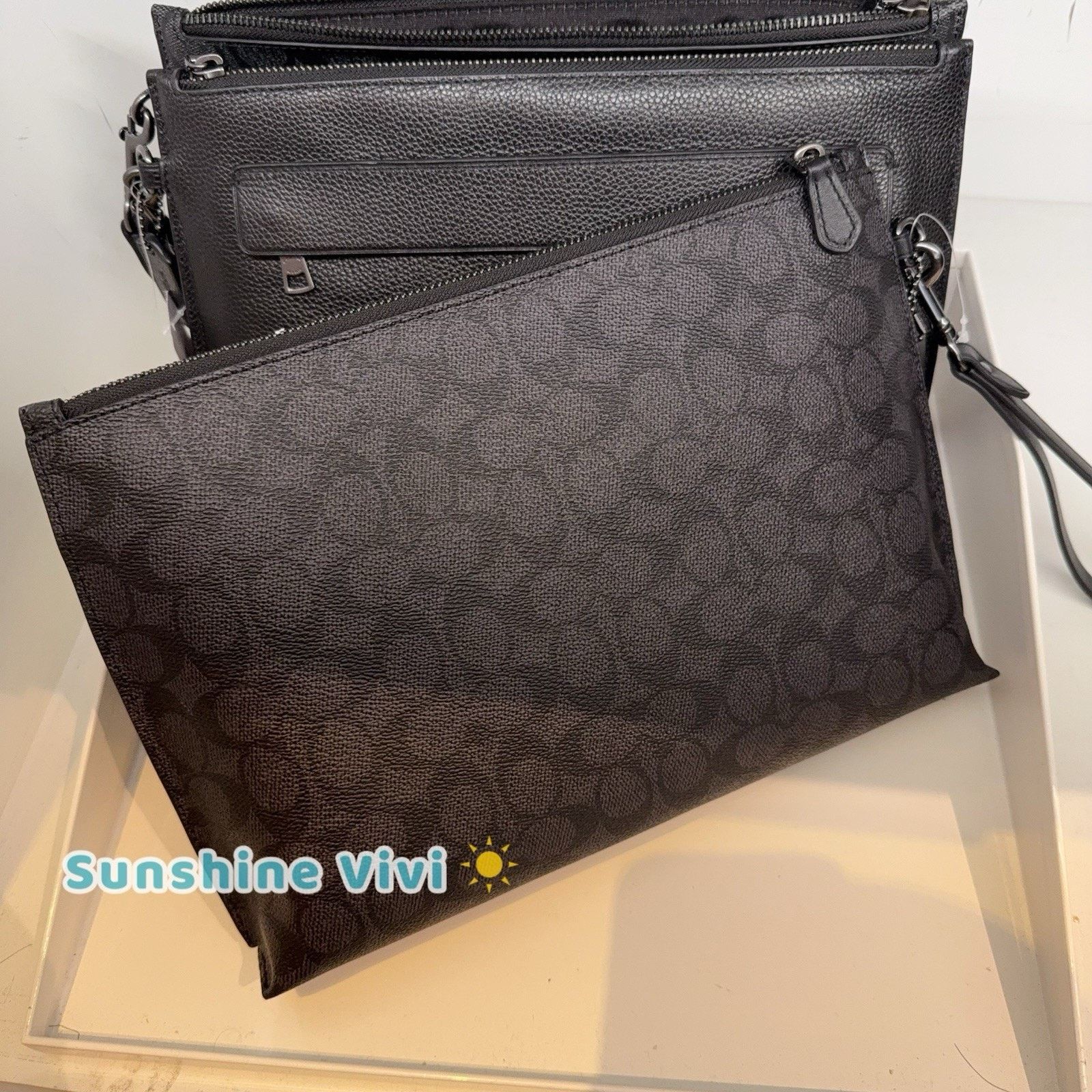 Coach NWT Coach Carry All Pouch CY985 Gunmetal/Charcoal/Black Size ONE SIZE - 3 Thumbnail