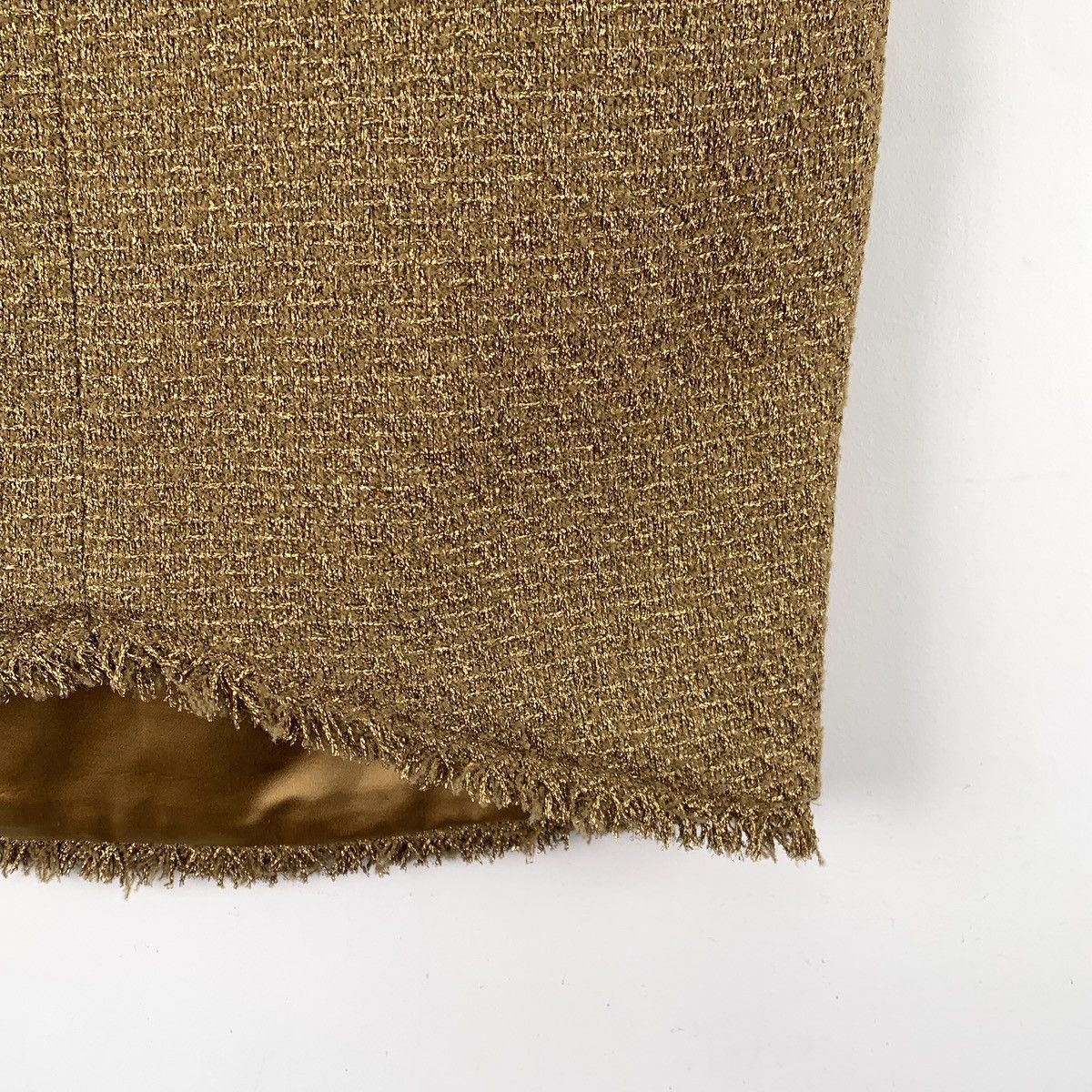 Chanel Chanel Atelier Egypt Gold Woven Tweed Tassel Skirt K26WX Size 26" / US 2 / IT 38 - 4 Thumbnail