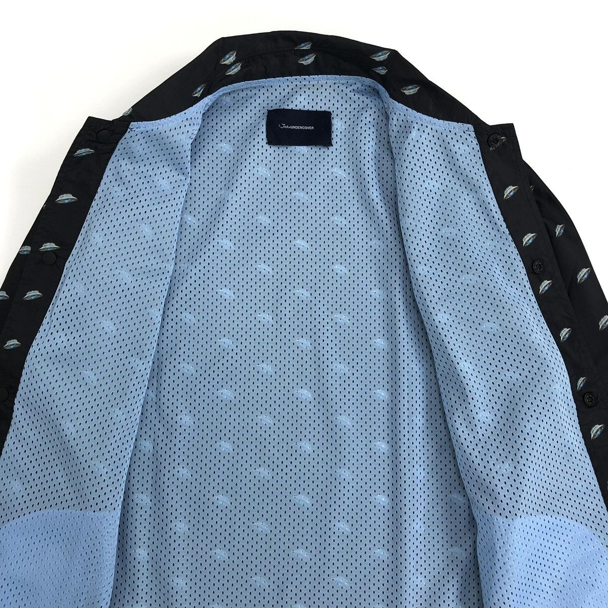 Undercover 2000s John Undercover Ufo Print Monogram Coach Jacket Size US M / EU 48-50 / 2 - 5 Thumbnail