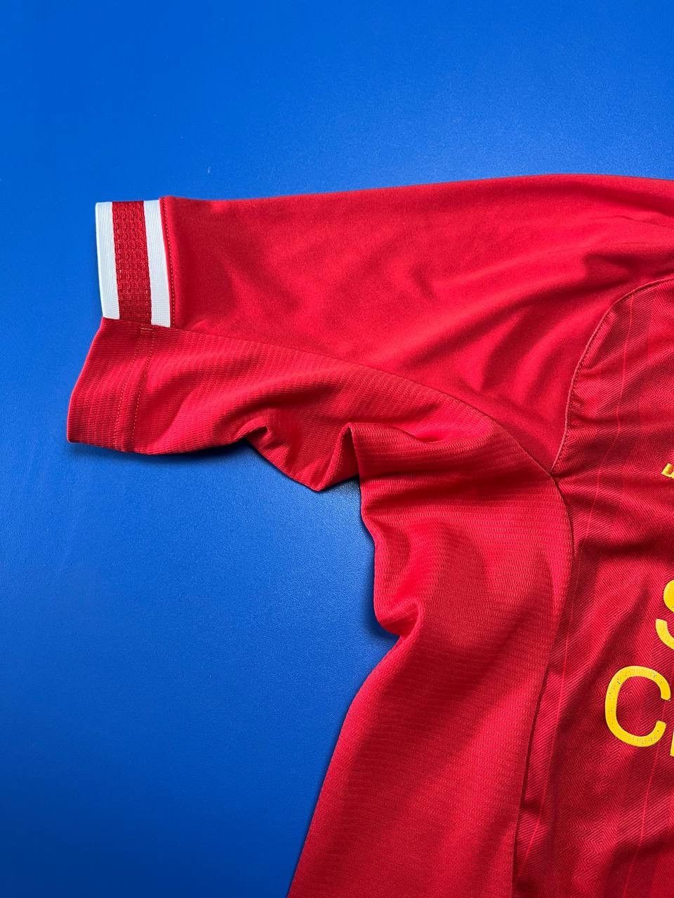 Warrior Warrior Liverpool FC 2012-13 Home Jersey #8 GERRARD Premier Size US S / EU 44-46 / 1 - 6 Thumbnail