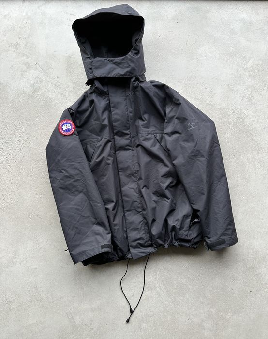 Nomad jacket hot sale canada goose