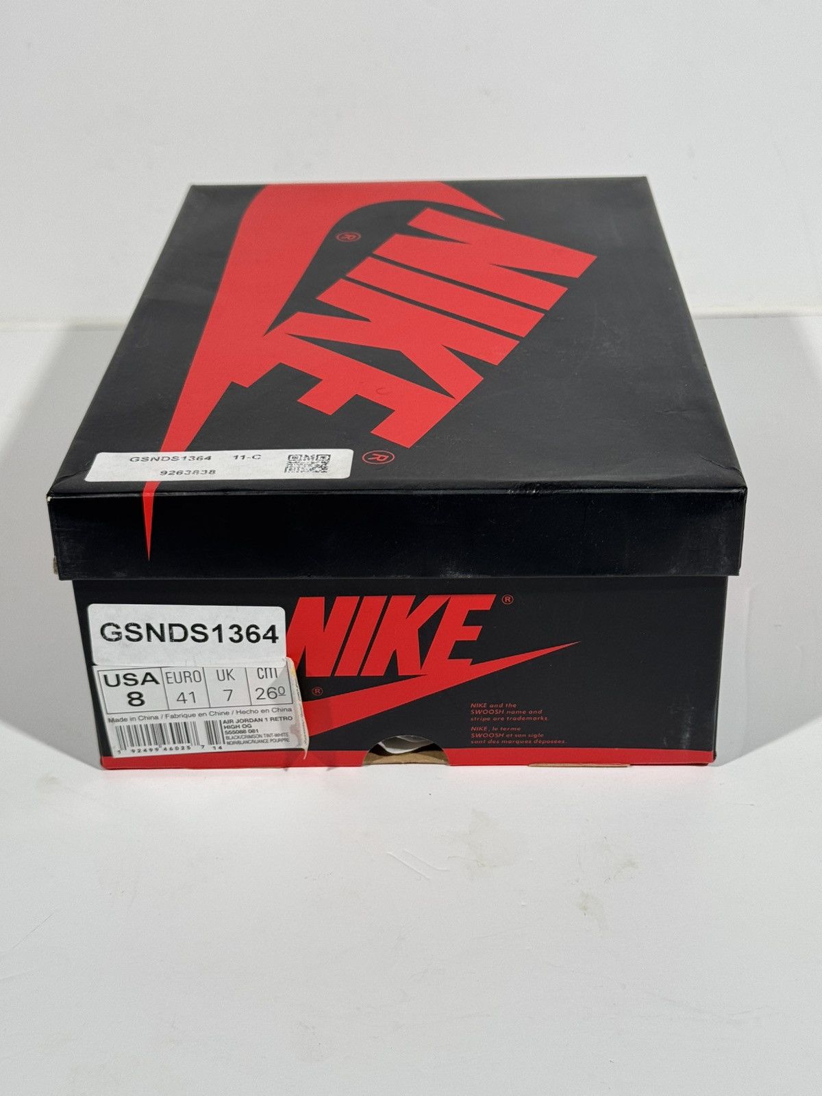 Jordan Brand × Nike Jordan 1 Retro High Black Crimson Tint Size US 8 / EU 41 - 2 Thumbnail