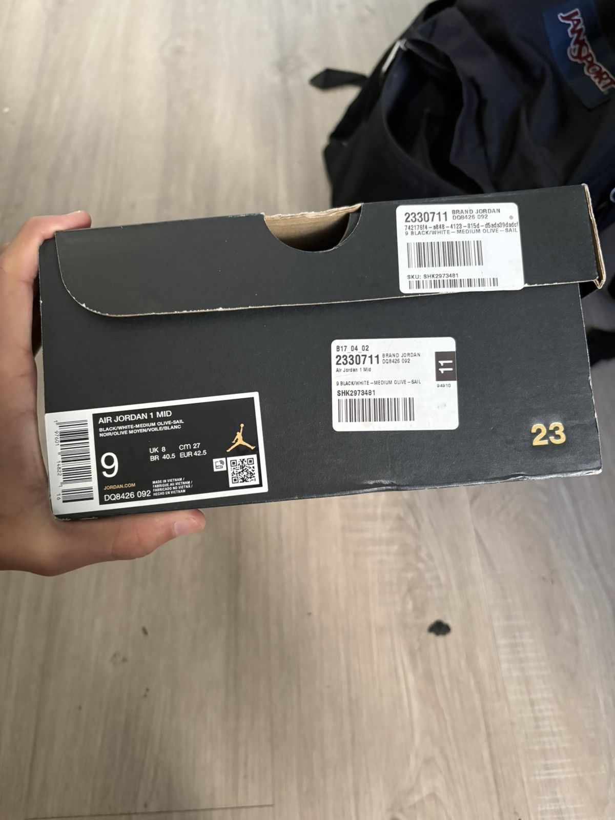 Jordan Brand Jordan 1 mid tops Size US 9 / EU 42 - 7 Thumbnail