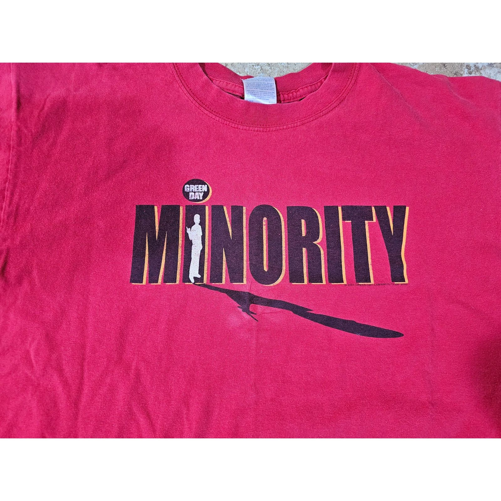 Gildan Green Day Minority 2001 T-Shirt Red Black Sz L Size US L / EU 52-54 / 3 - 2 Thumbnail